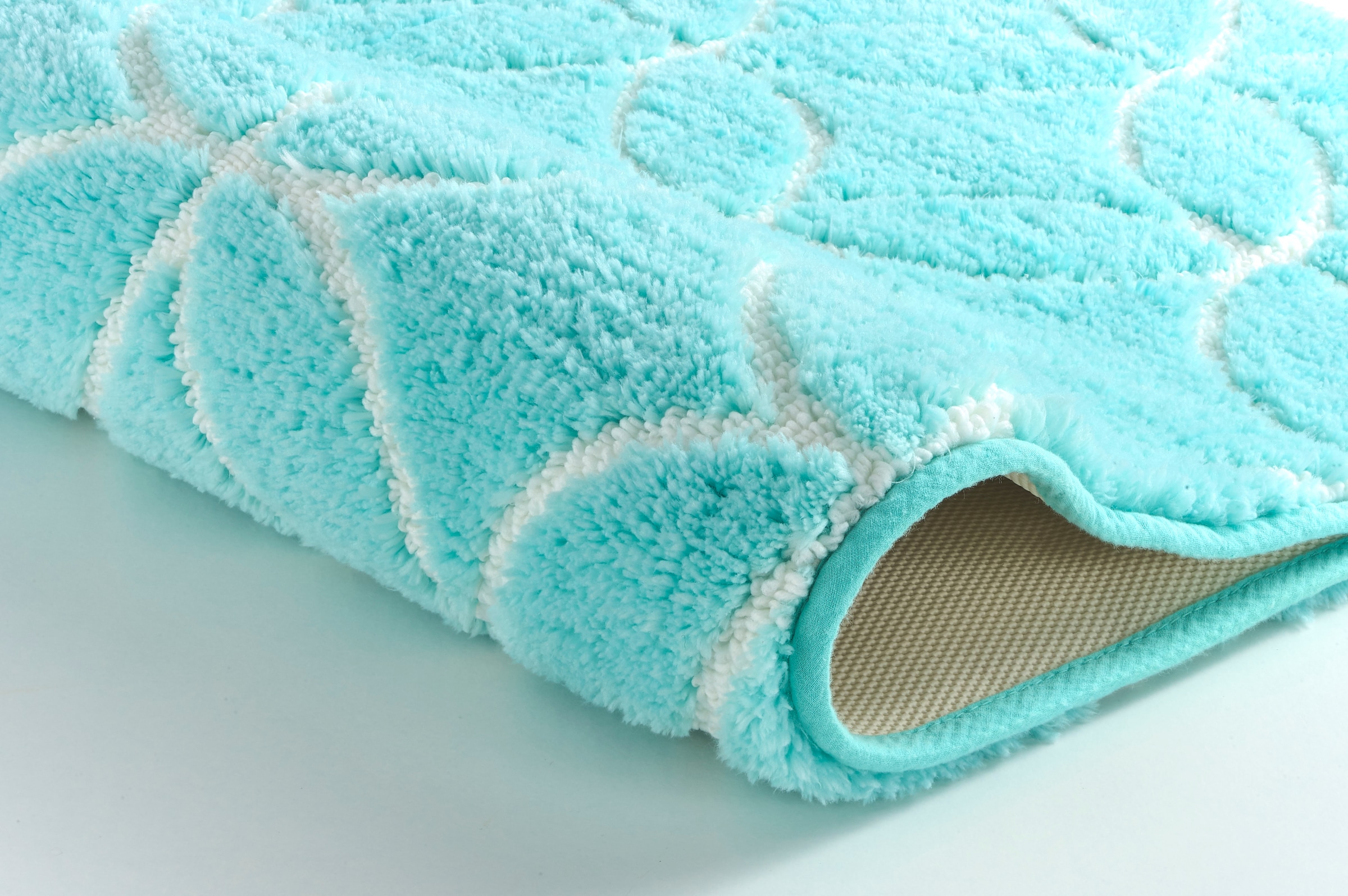 Kleine Wolke Badematte »Twin«, rutschhemmend beschichtet, fußbodenheizungsgeeignet, Badteppich, modernes Design, leichter Hoch-Tief Effekt, waschbar