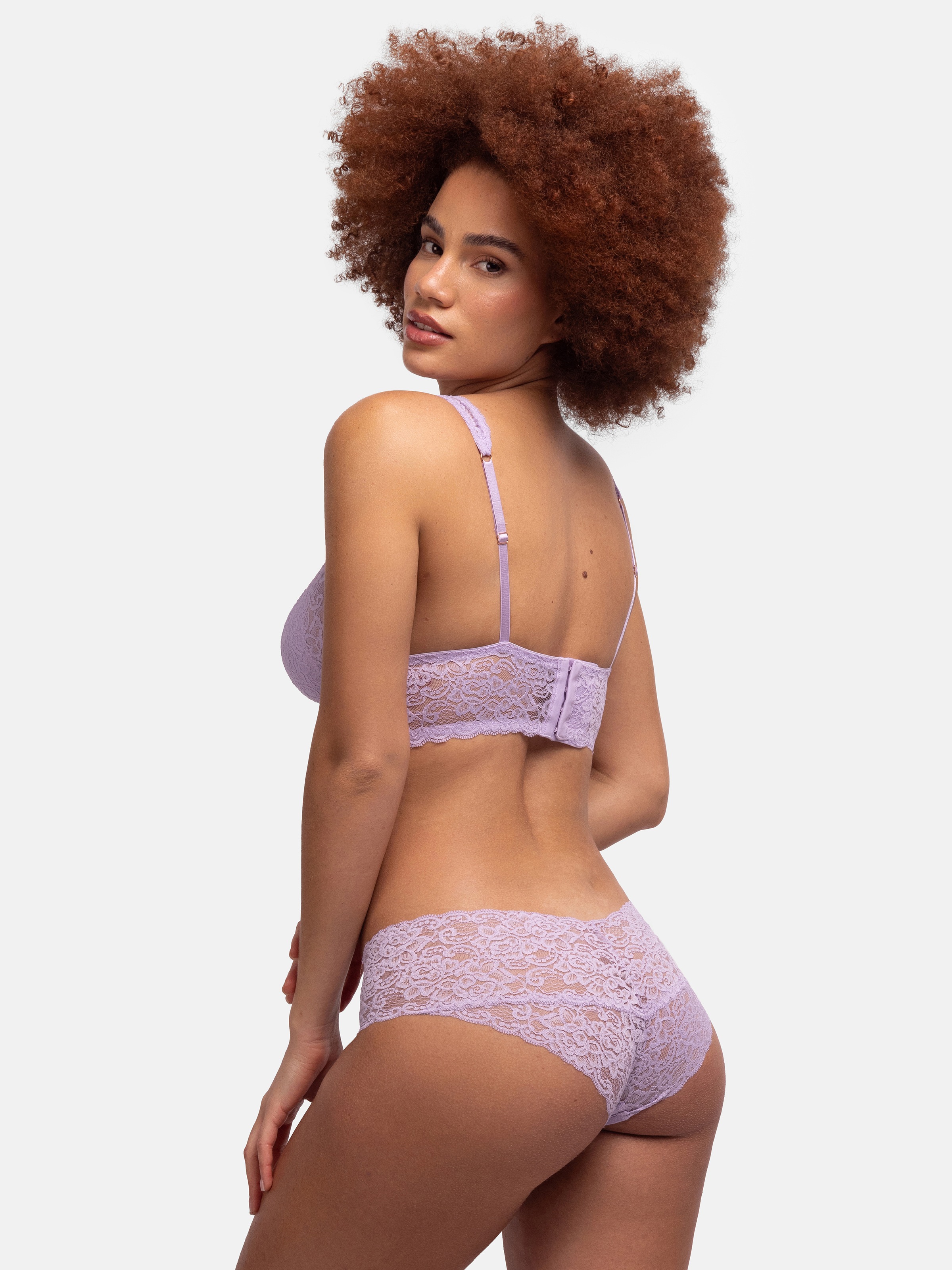 Dorina Slip »Lana«, (3er Pack), florale Spitze