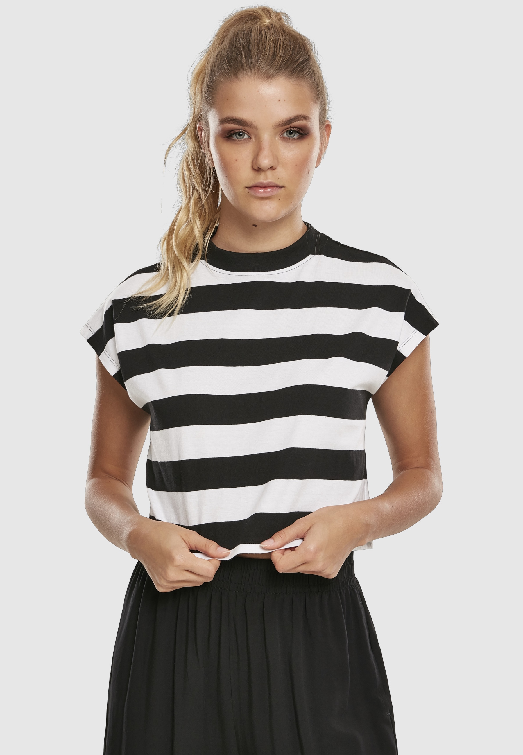 URBAN CLASSICS T-Shirt »Urban Classics Damen Ladies Stripe Short Tee« 1 Stk.