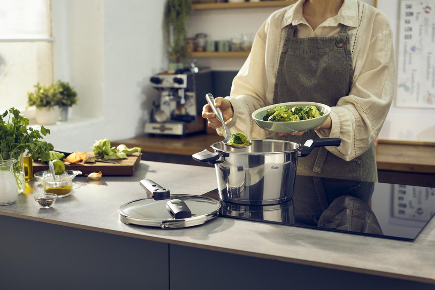 Fissler Schnellkochtopf »Vitaquick®Elemental Dampfkochtopf Premium Drucktopf« 1 tlg. Edelstahl 18/10