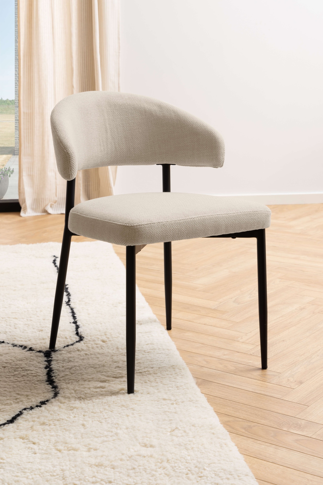 ACTONA GROUP Esszimmerstuhl »Edina Stuhl, Wohnzimmerstuhl«, Luxus-Microfaser, Stoff, schwarze Stahlbeine, 2er-Set