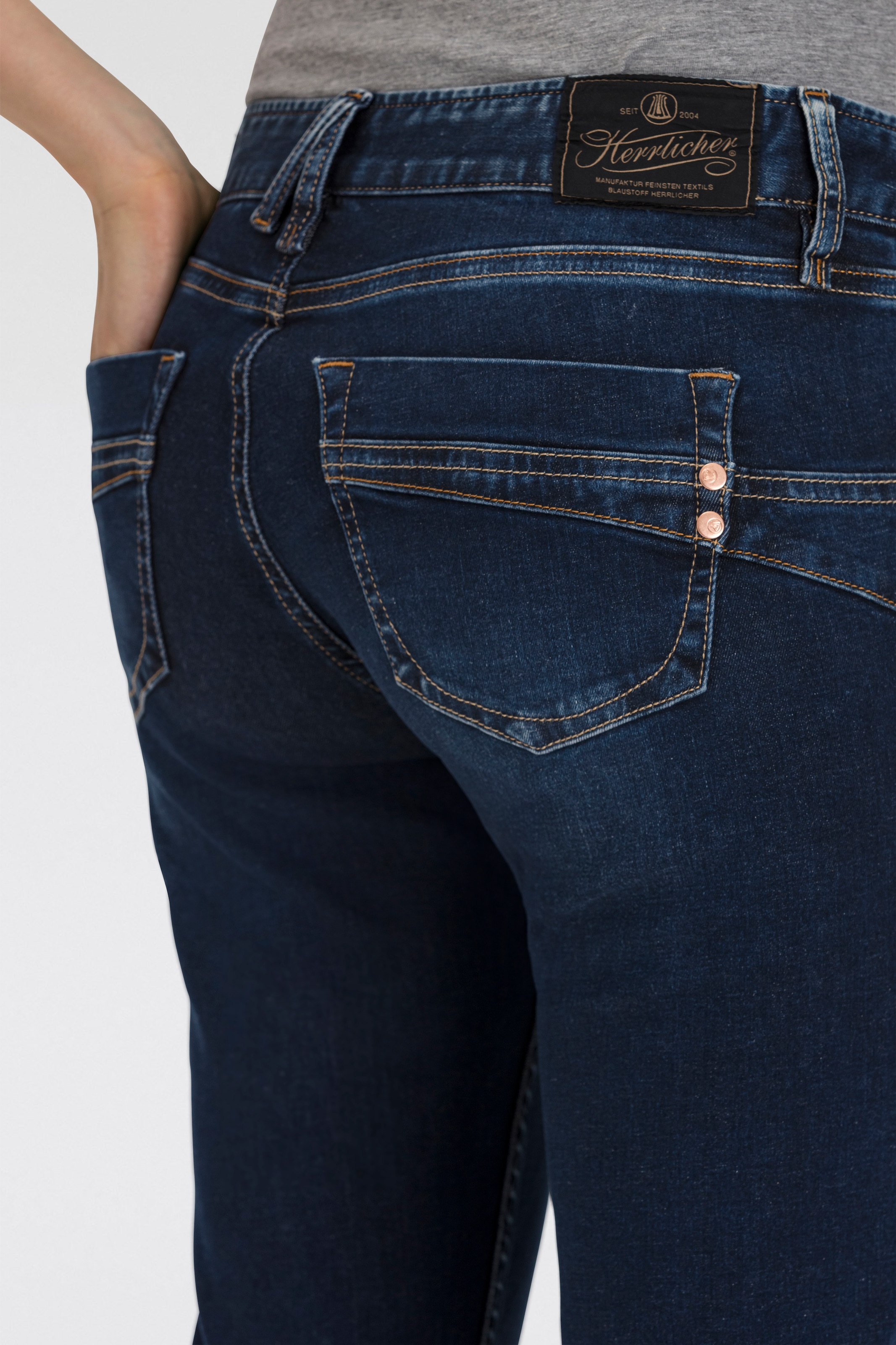 Herrlicher Slim-fit-Jeans »Touch Cropped Reused Denim«, mit verkürzter Länge