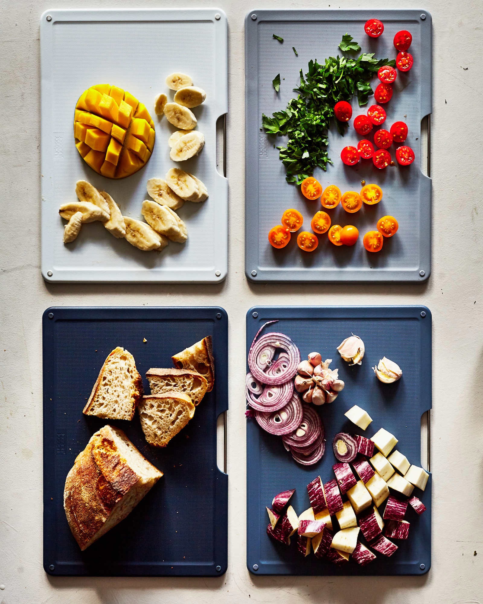 Joseph Joseph Schneidebrett »Folio« mit Aufsteller