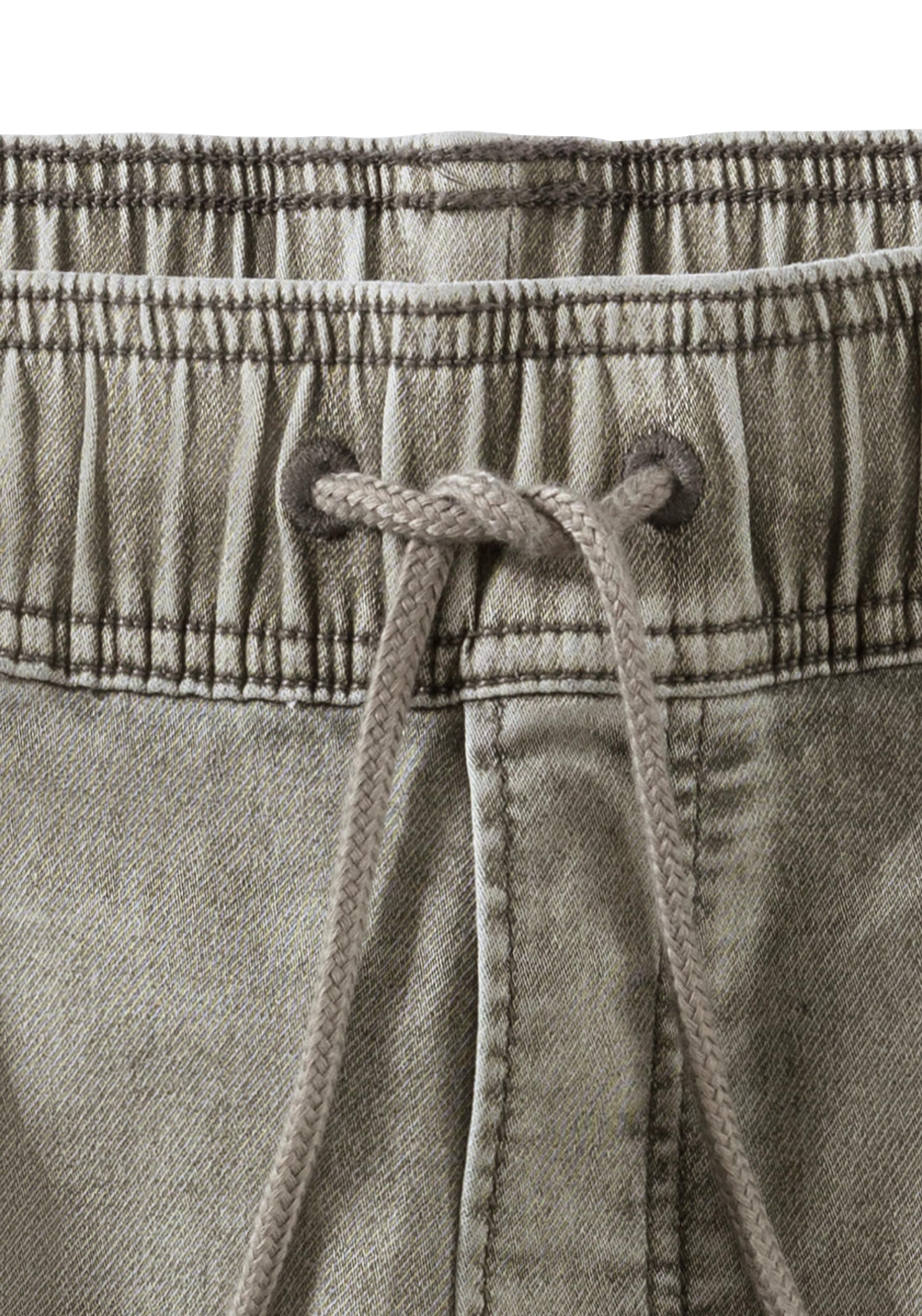 John Devin Jogg Pants, mit Cargotaschen, knielang, elastische Schlupf-Bermuda
