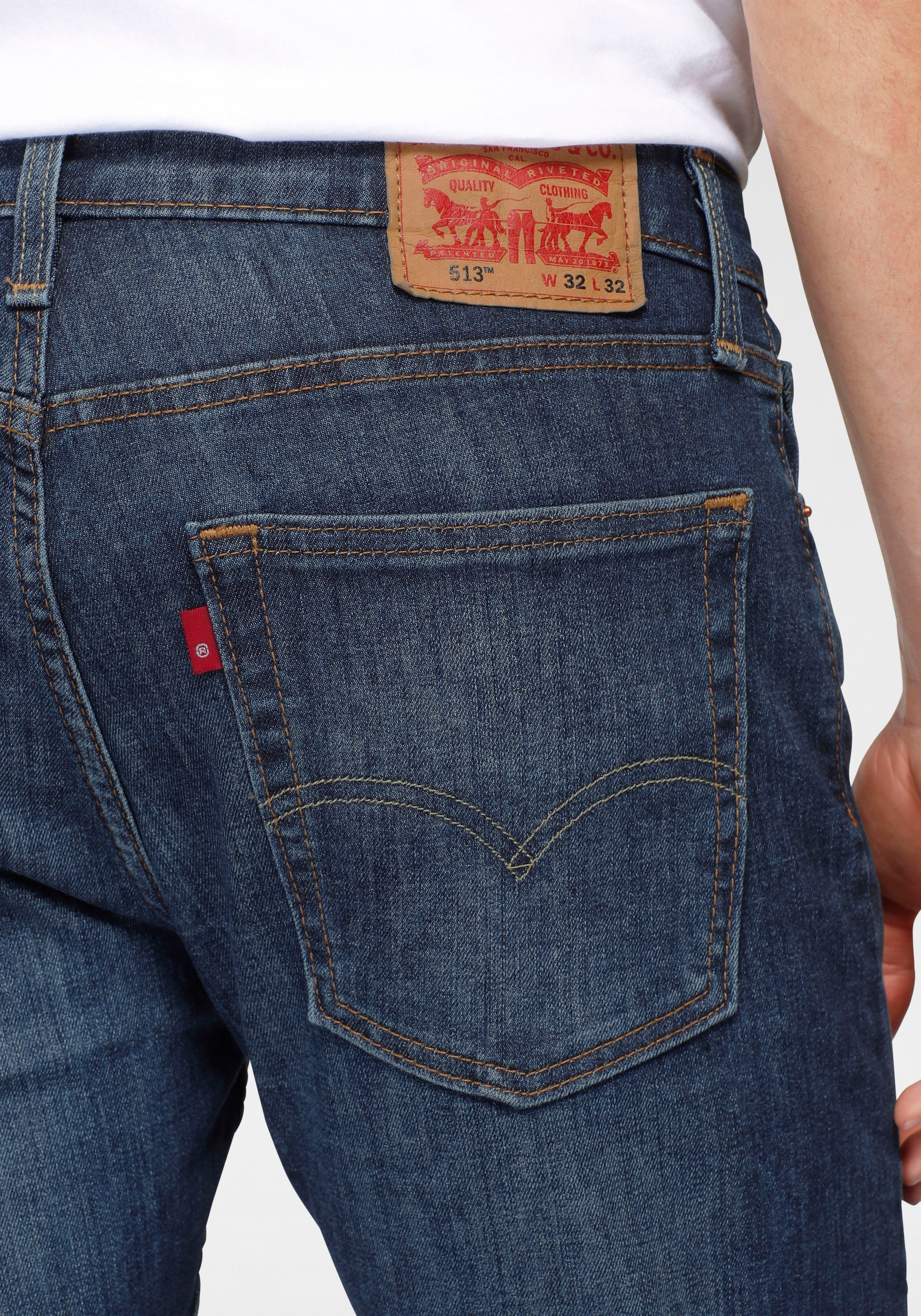 Levi's® 5-Pocket-Jeans »513 SLIM STRAIGHT«