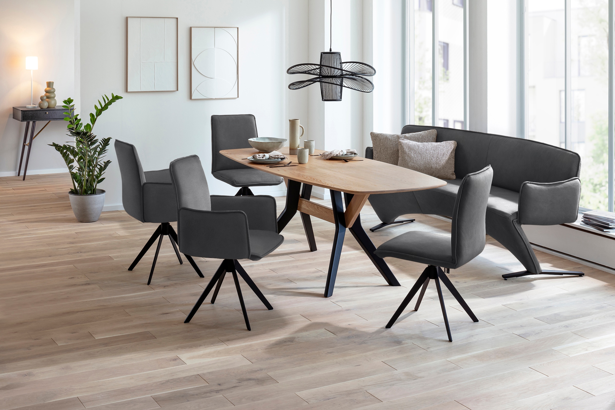 K+W Komfort & Wohnen Drehstuhl, Leder, Blitzdrehkreuz und Rückholfunktion, dekorativer 12mm Biese