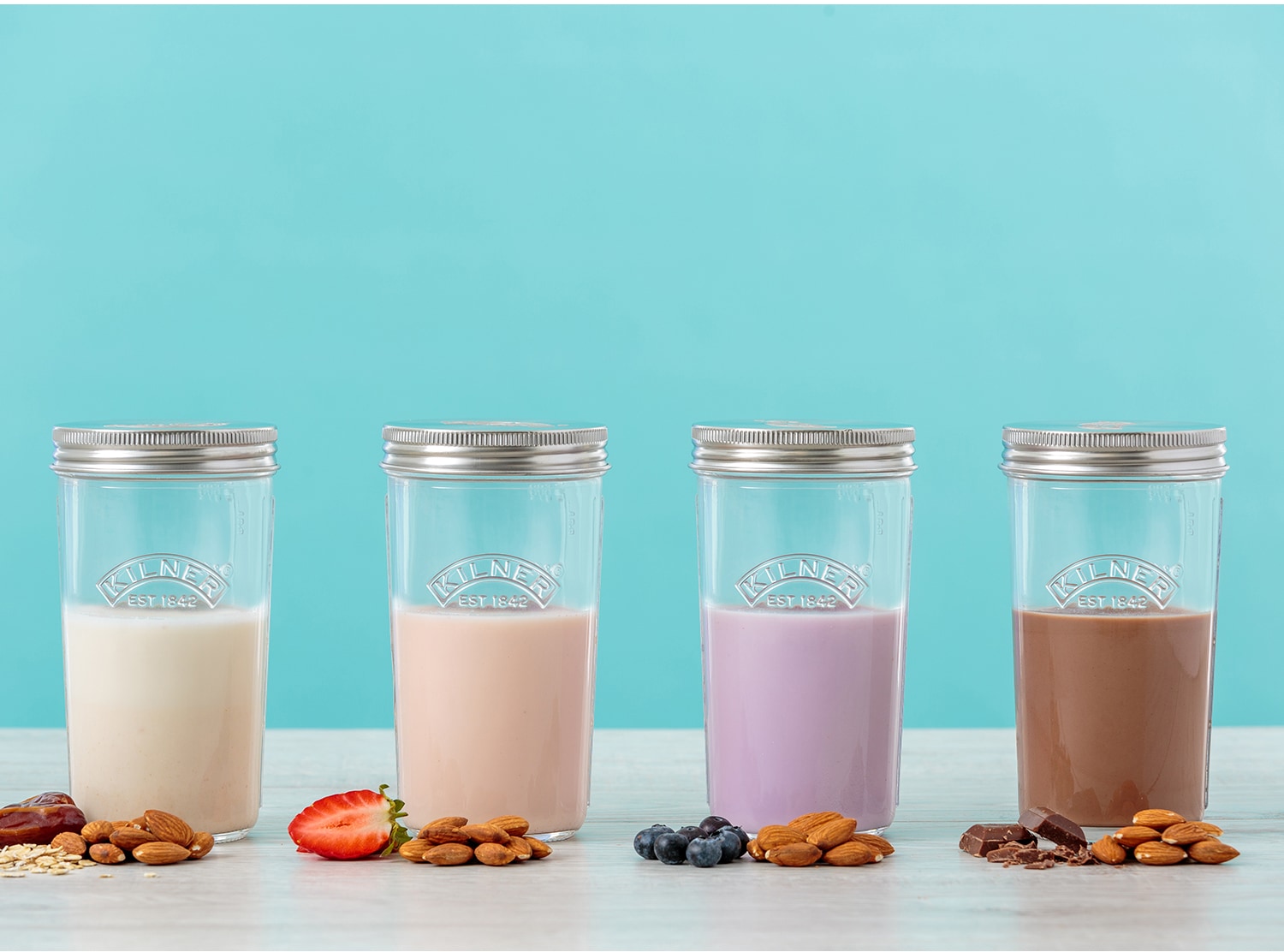 KILNER Protein Shaker, (Set, 4 tlg.), für Nussmilch, mit Spritzschutz, Kolben und 2 Gläsern á 0,5 L