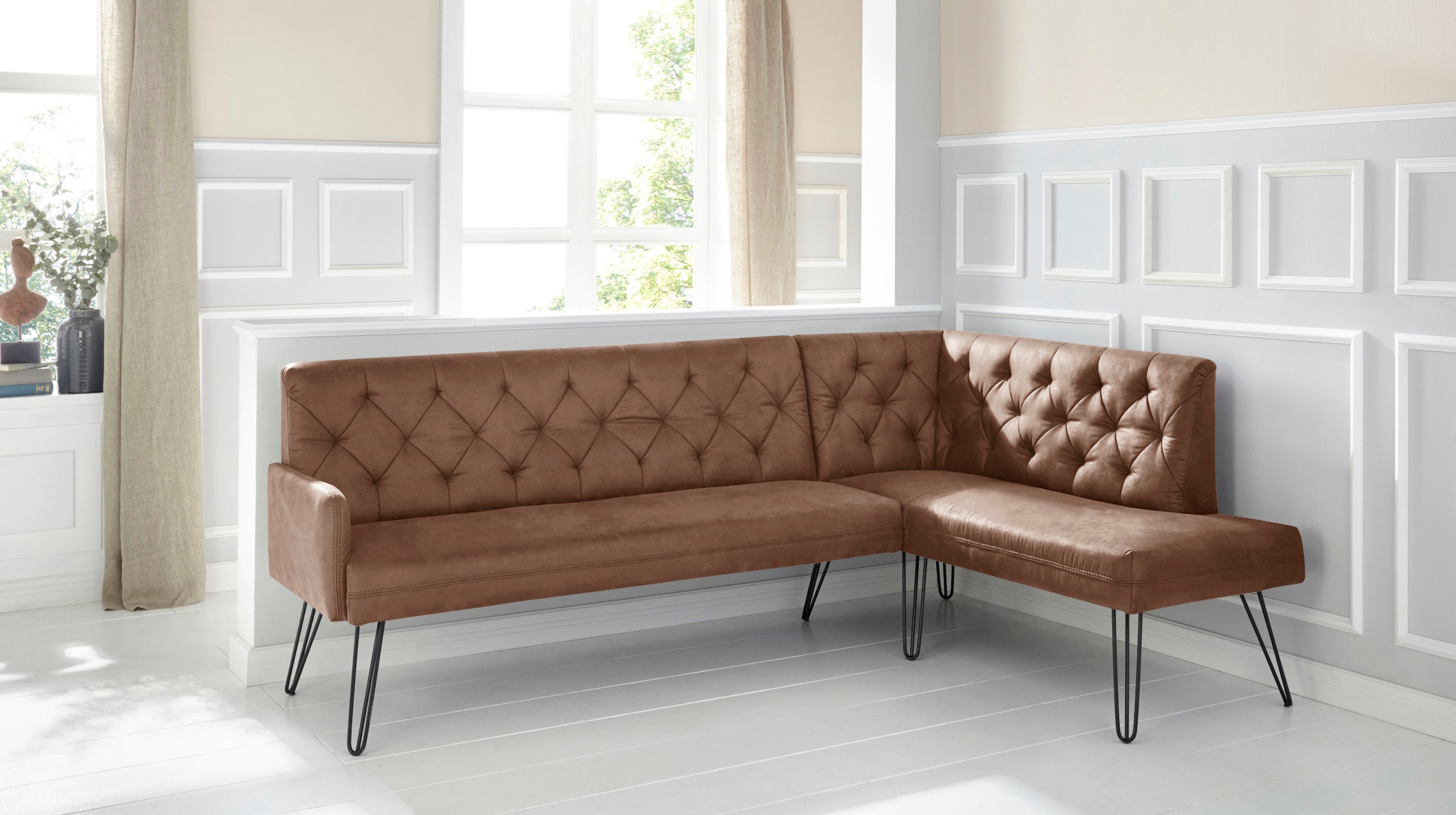 exxpo - sofa fashion Eckbank »Doppio, Chesterfield Optik, komfortabel und bequem, hohe Designfüße«, Frei im Raum stellbar