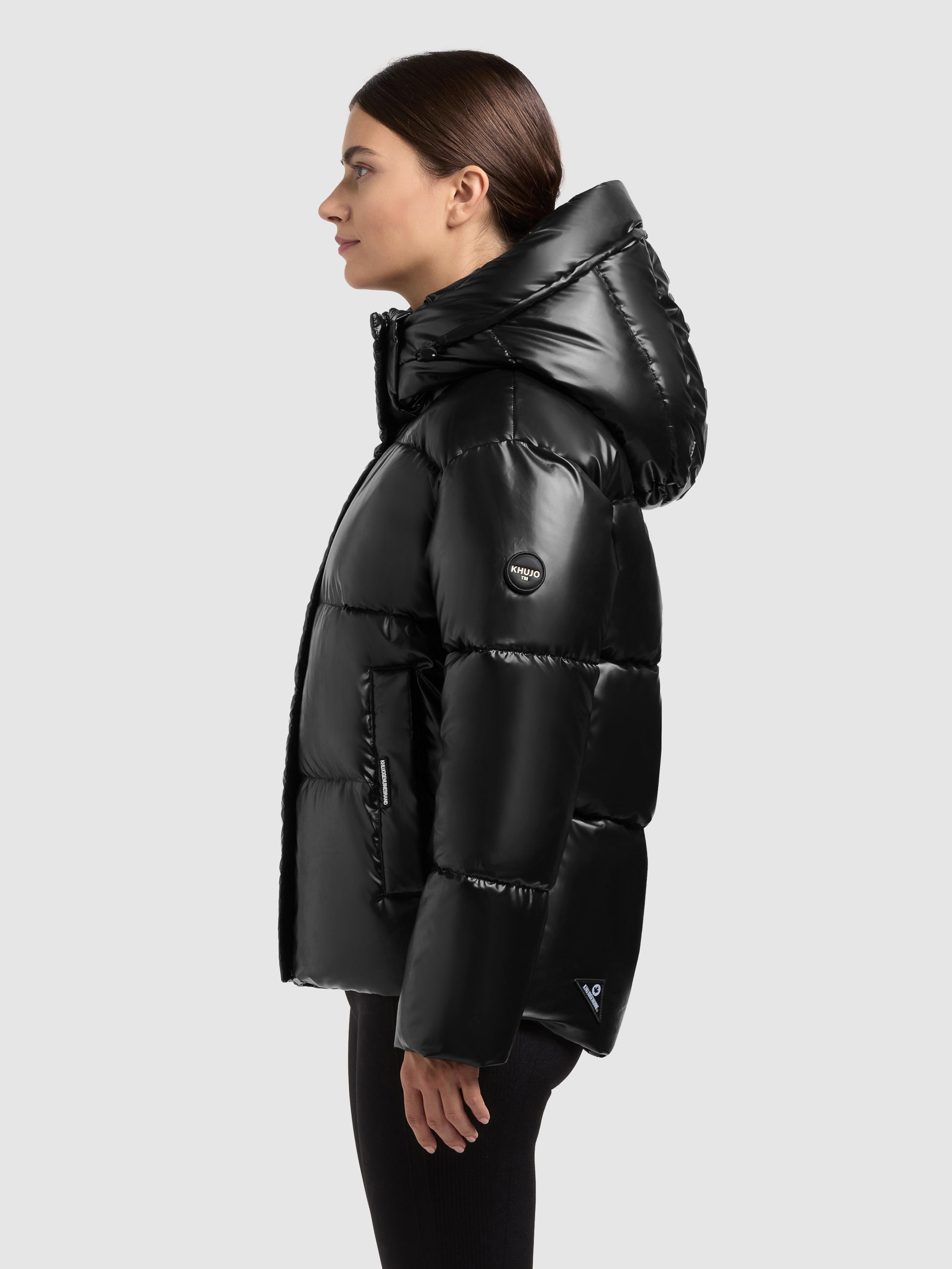 khujo Steppjacke »DEVINA2 SHINY« mit Kapuze abnehmbare Kapuze, Windschutzblende mit Magnetverschluss