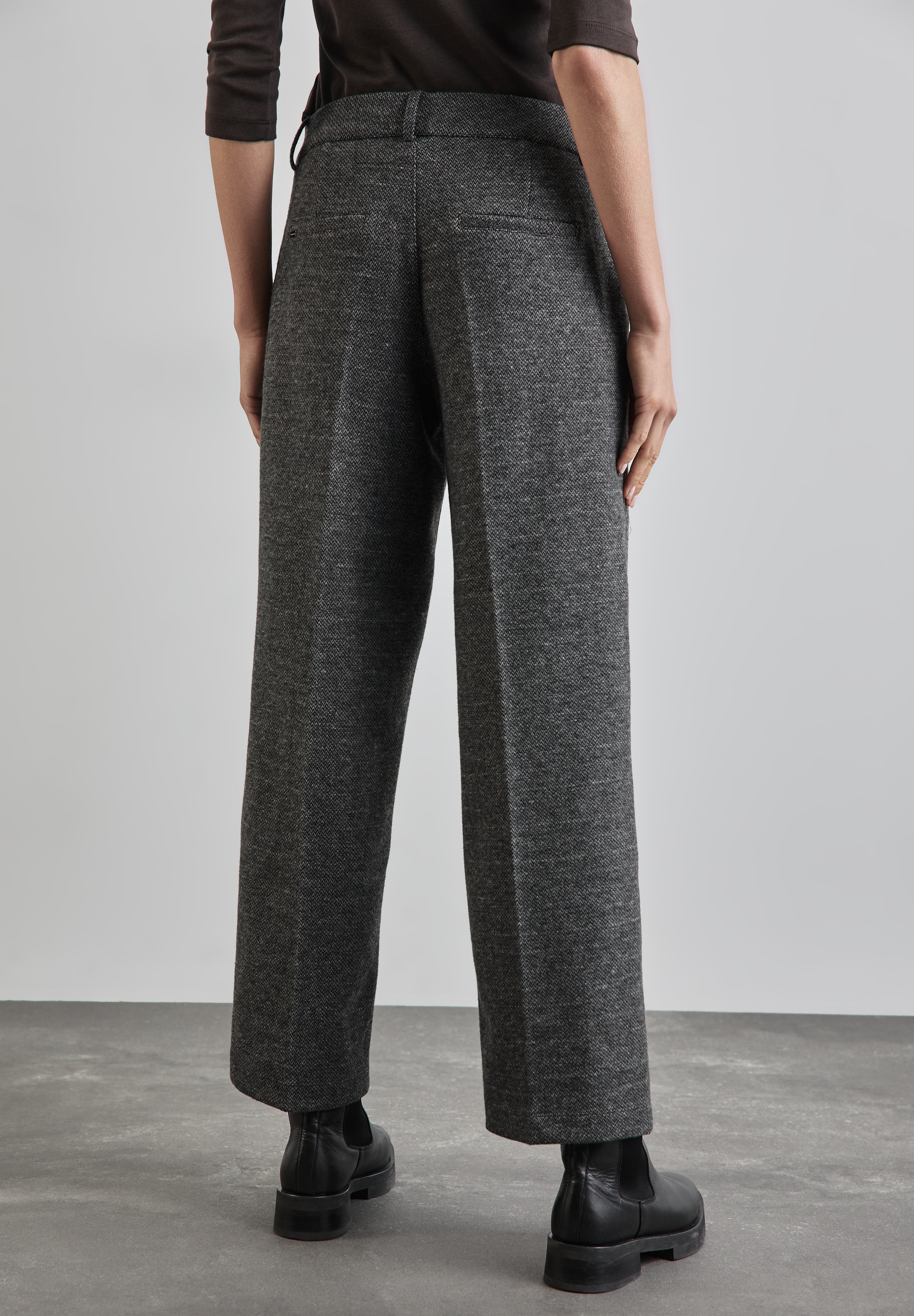 STREET ONE Stoffhose, Fishbone-Hose im Casual Fit
