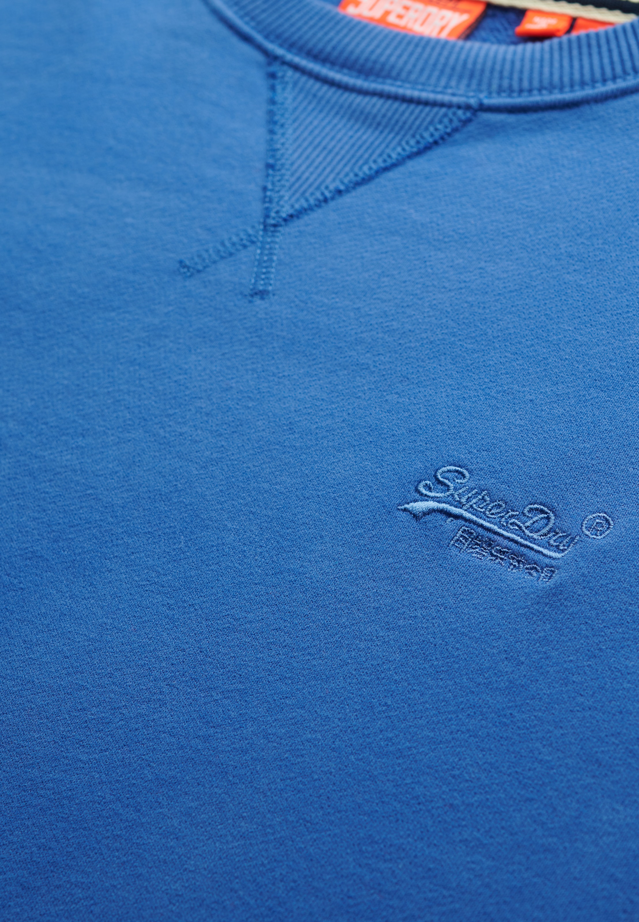 Superdry Sweatshirt »ESSENTIAL LOGO CREW SWEATSHIRT«