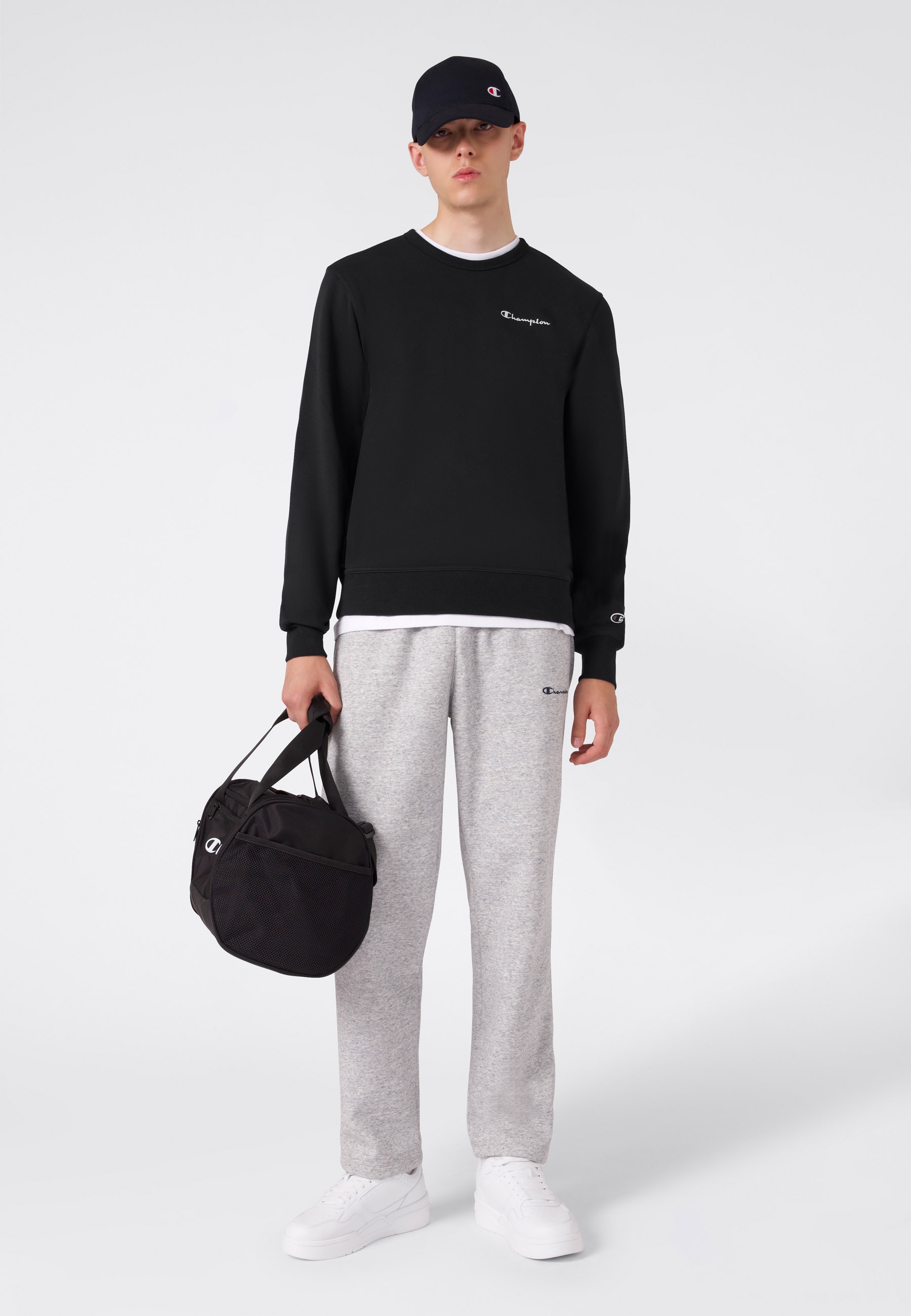 Champion Sweatshirt »ICONS CONTRAST Fleece Crewneck Sweatshirt«, mit Crewneck-Ausschnitt, aus Baumwolle und Polyester
