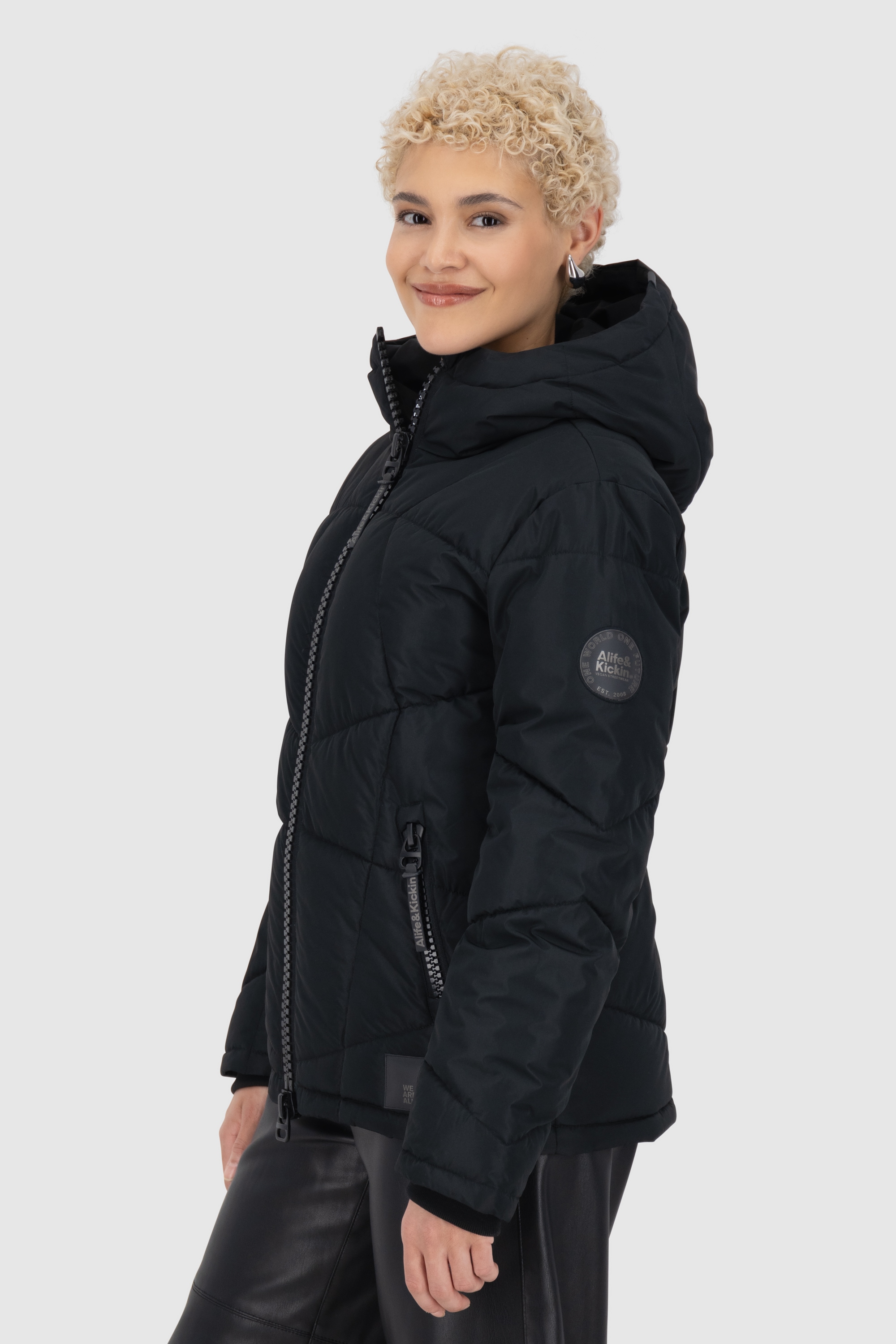 Alife & Kickin Winterjacke »Damen KasandraAK A« Kurze warme Jacke mit gefütterter Kapuze, in schmaler Passform