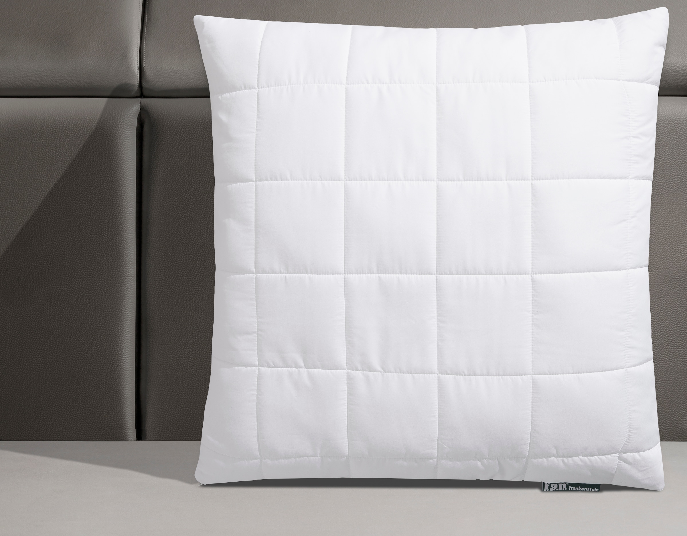 fan Microfaserkissen »Komfort Plus«, Füllung: 100% Polyester, Bezug: 100% Polyester, (1 St.), leichtes, weiches Kissen