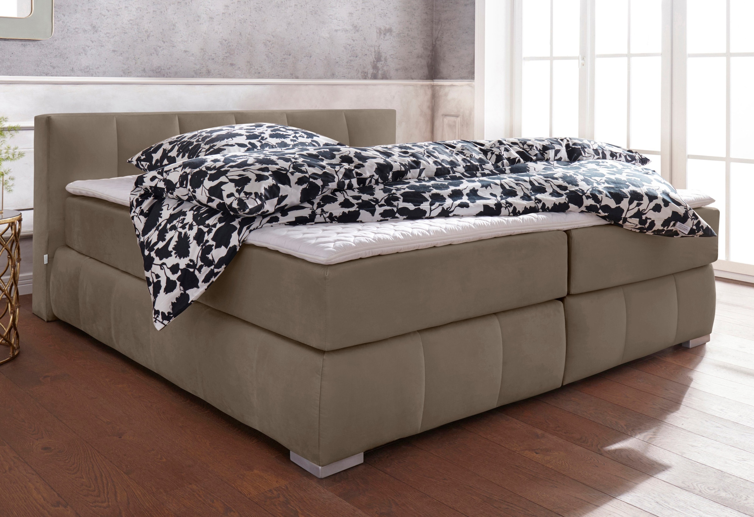 Bild von Guido Maria Kretschmer Home&Living Boxspringbett »Chelles«, inkl. Topper, in XXL- Überlänge 220 cm, Unterbox mit feine Wölbung