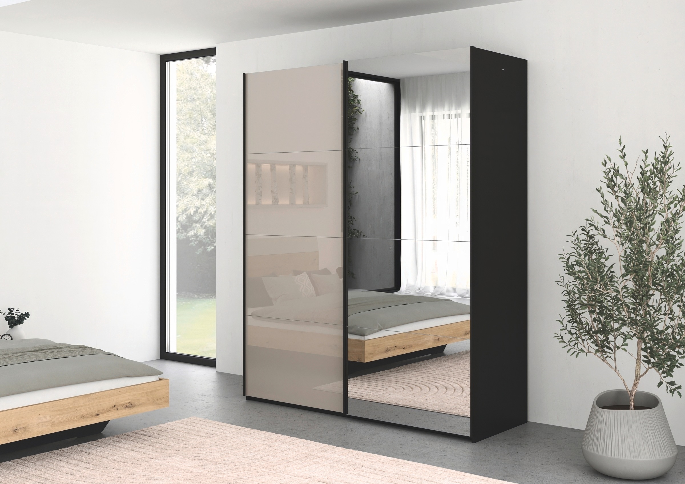 rauch »Kleiderschrank Schrank Garderobe Schlafzimmerschrank SCALE-FYRA« edle viergeteilte Türen Spiegel/Glas-Mix viele Farben MADE IN GERMANY