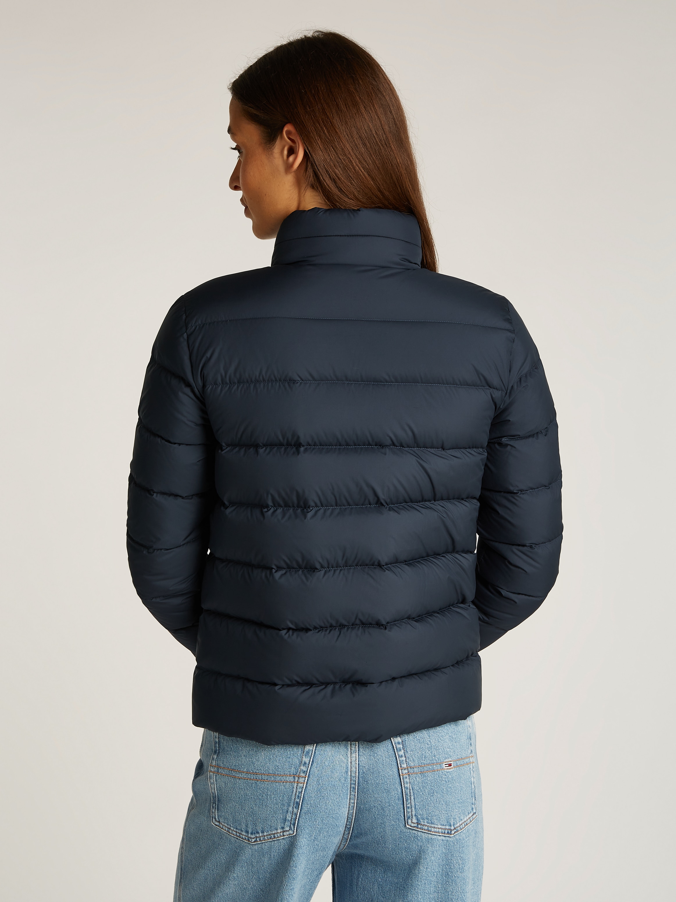 Tommy Jeans Steppjacke »TJW LT DOWN PRINTED PUFFER«, mit Logoschriftzug