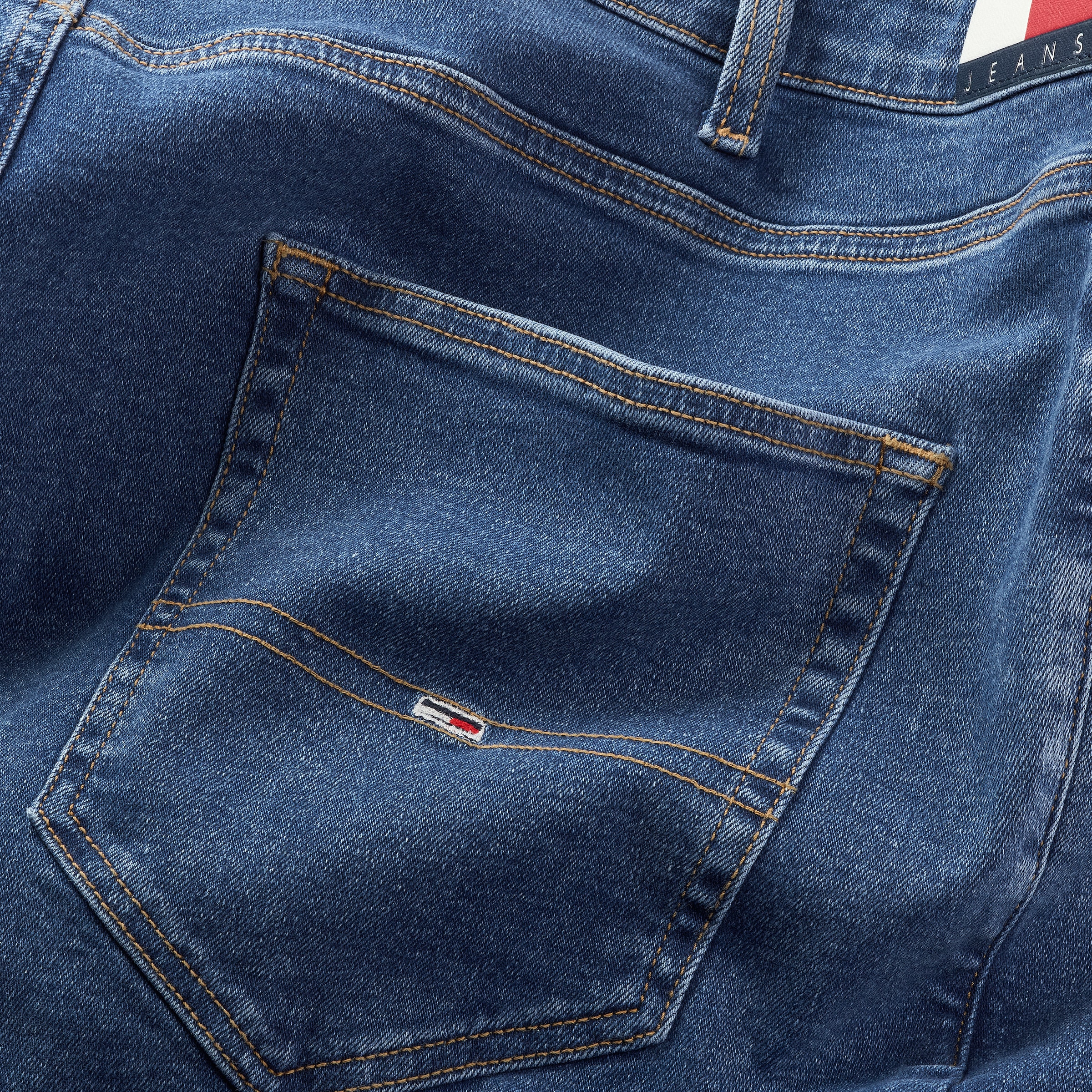 Tommy Jeans Plus Slim-fit-Jeans »SCANTON PLUS AH4230«, mit Ledermarkenlabel  online bei