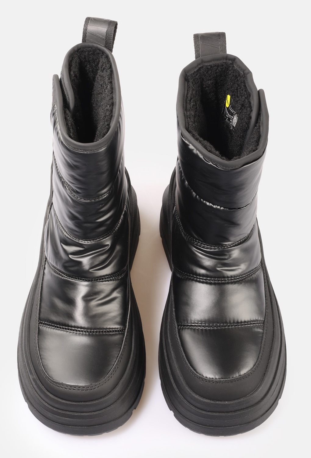 Buffalo Winterboots »OLYMPIA VELBOOT QUILT VEGAN«  Snowboots, Schneestiefelette, Plateauboots mit Logoschriftzug