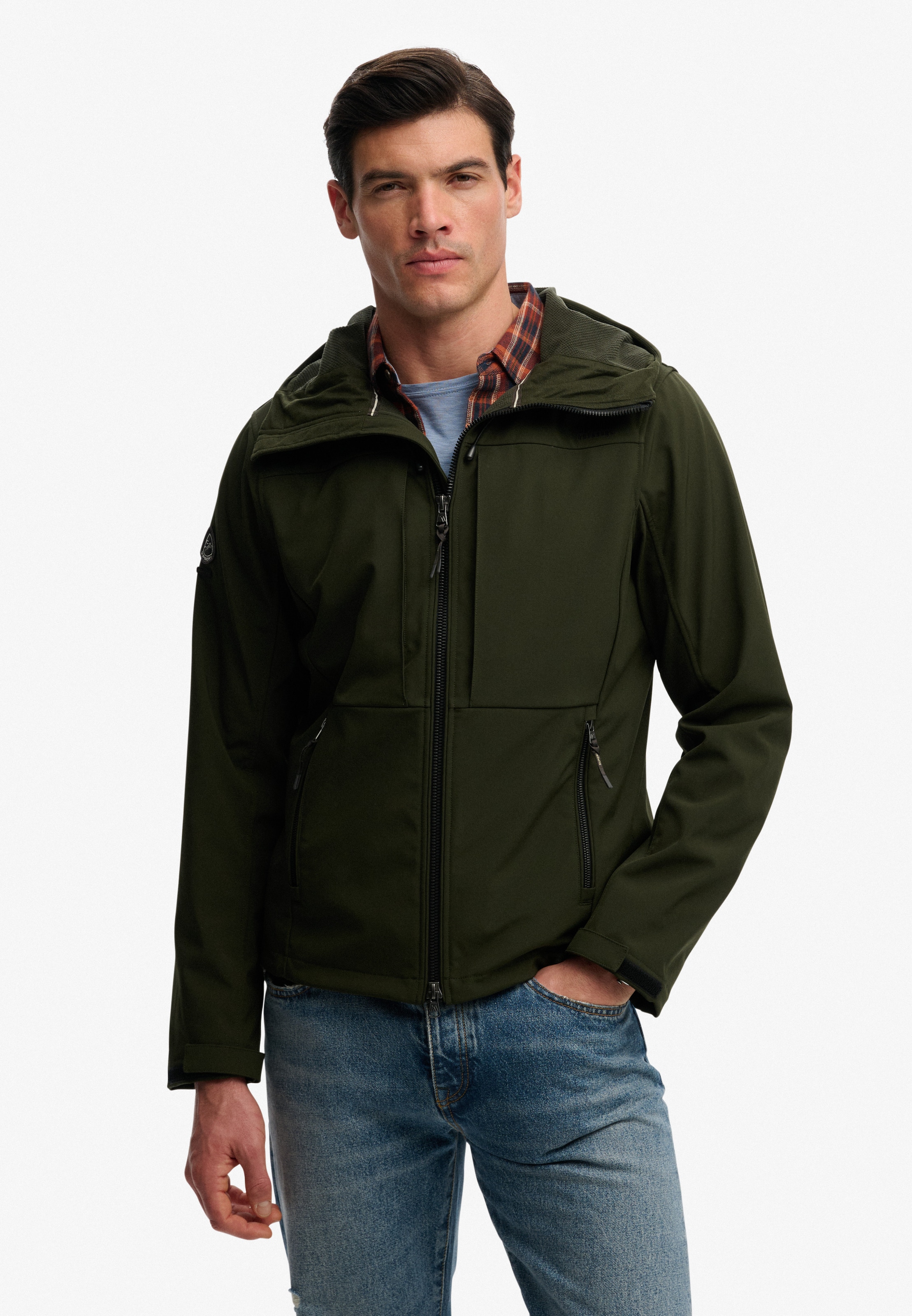 Superdry Outdoorjacke »HOODED SOFTSHELL TREKKER JKT« mit Kapuze