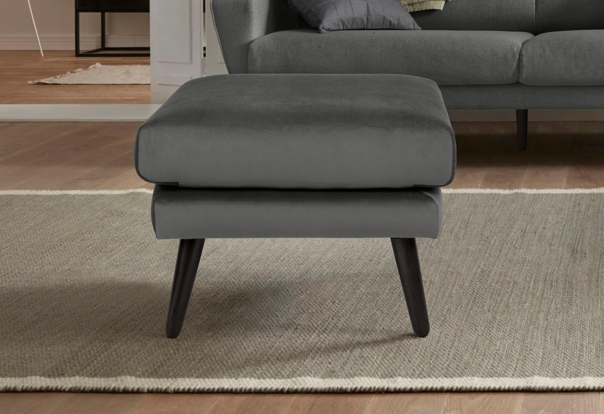 OTTO home Hocker »Bille« mit Eiche-Beinen, Design by Morten Georgsen günstig online kaufen