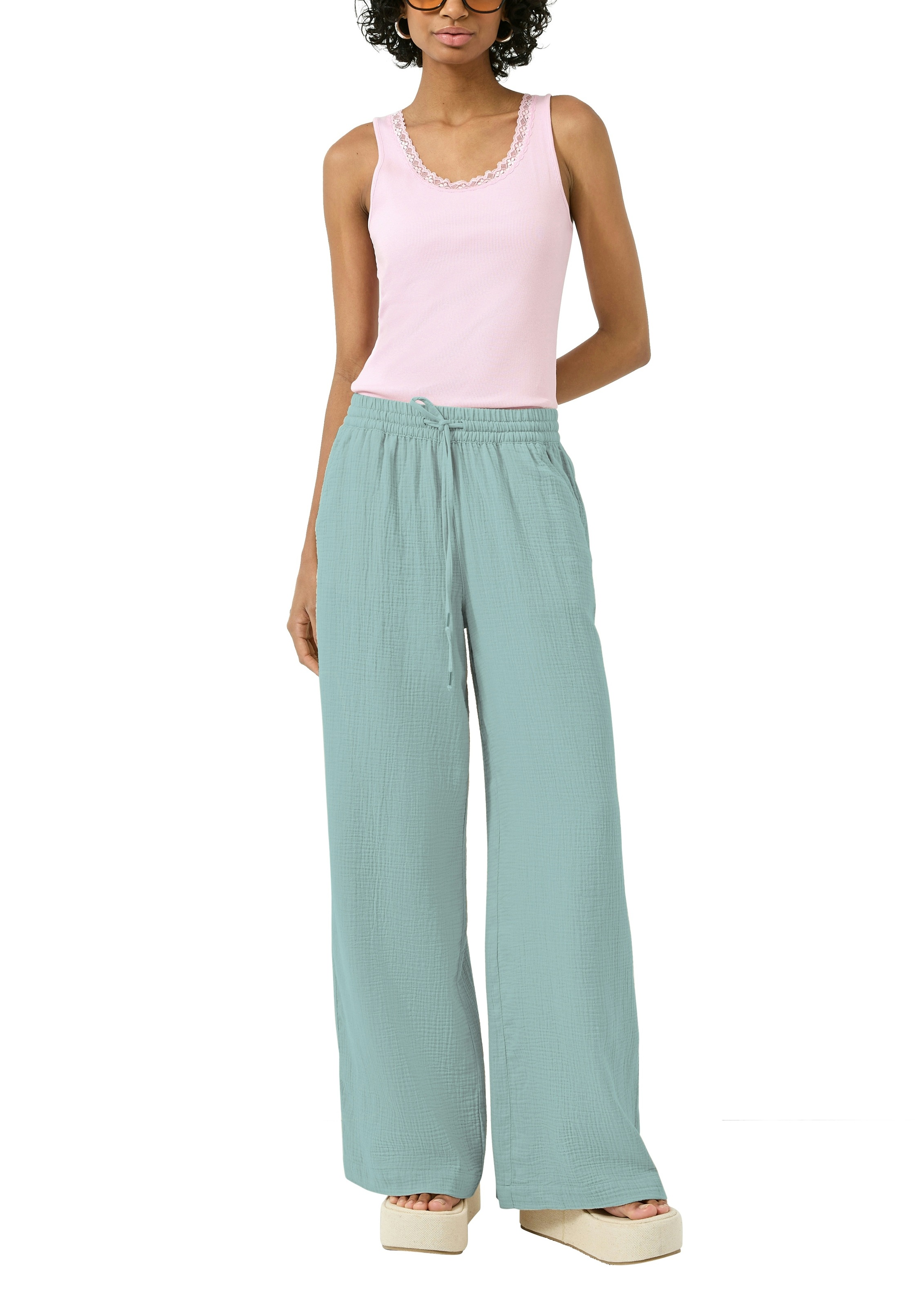 QS Stoffhose  mit Gummizug und weitem Bein