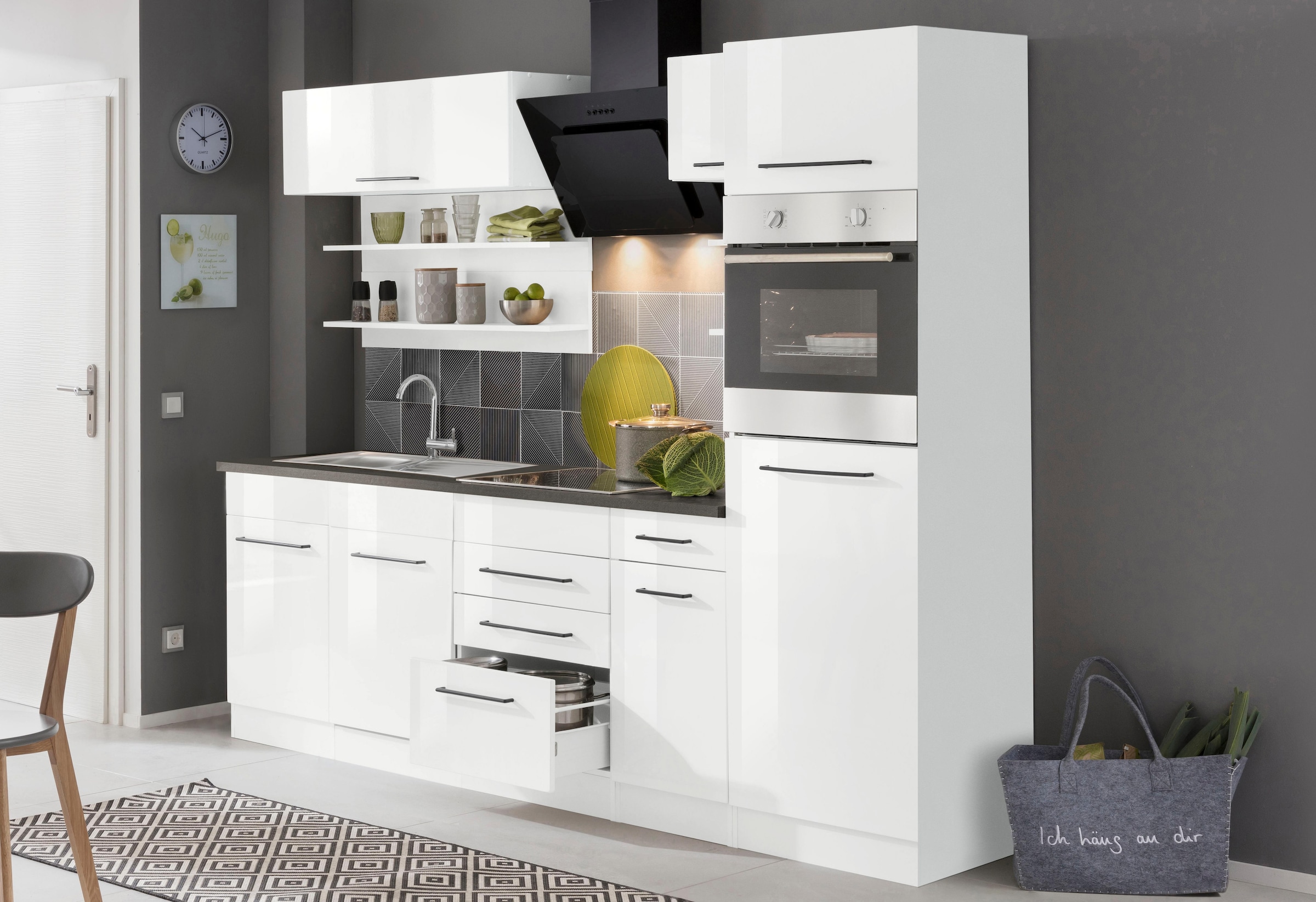 KOCHSTATION Küchenzeile »KS-Tulsa«, mit E-Geräten, Breite 270 cm, schwarze Metallgriffe, MDF Fronten