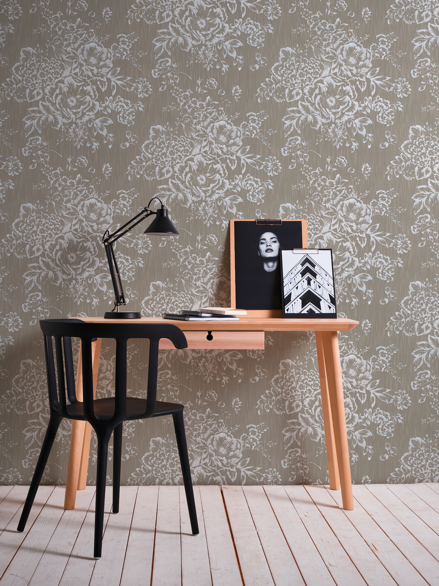 Architects Paper Textiltapete »Metallic Silk«, floral-matt-glänzend, Barocktapete Tapete Blumen