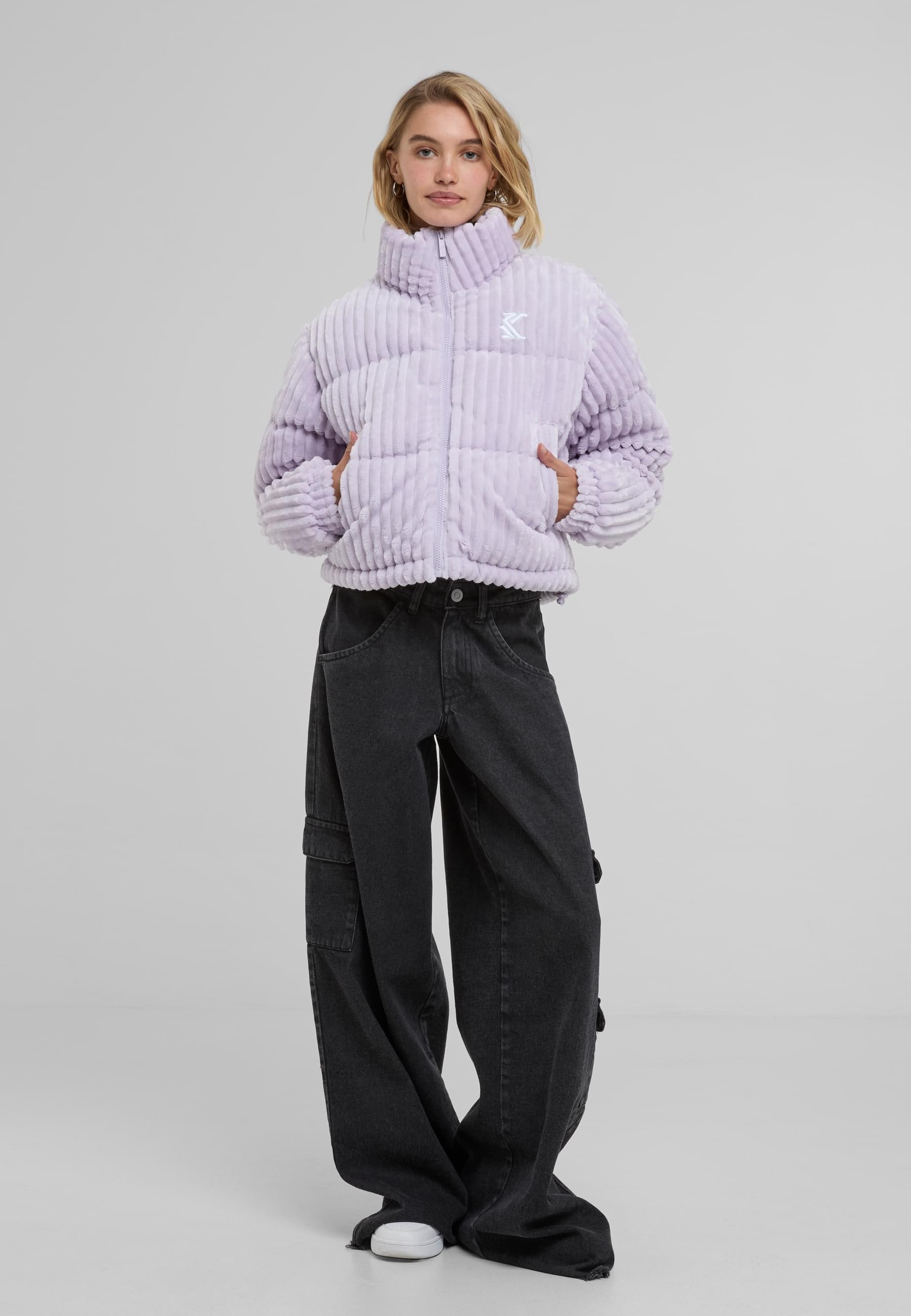 Karl Kani Winterjacke »Karl Kani KK Og Fuzzy Corduroy Short Puffer Jacket« 1 Stk. tlg. ohne Kapuze