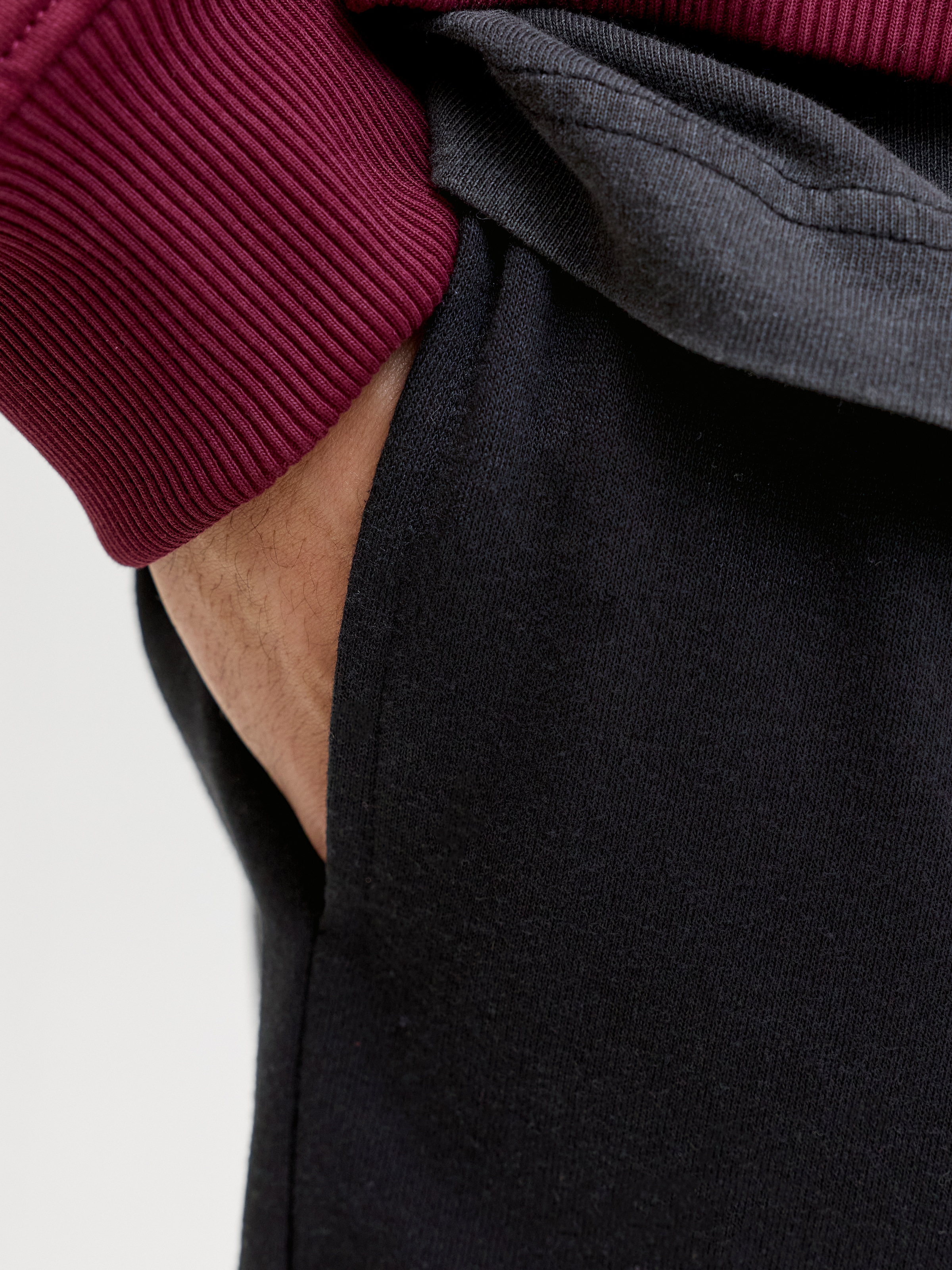 Jack & Jones Sweatshorts »JPSTKARL BRADLEY PINTUCK SHORT STYD SS26«  Materialmix, relexed fit
