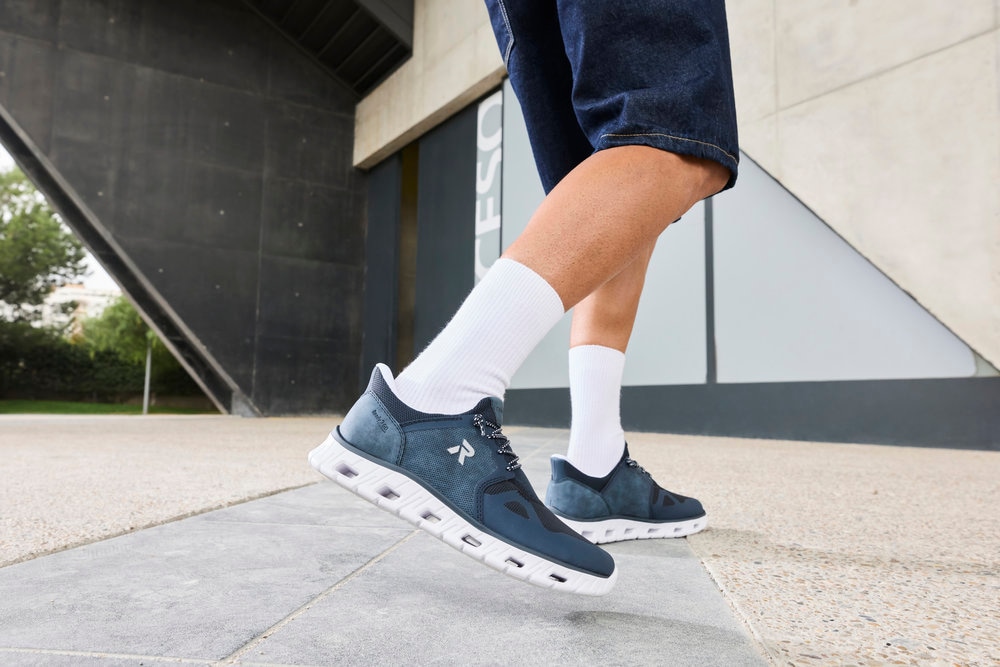 Rieker Slip-On Sneaker »Ready2GO«  Schlupfschuh, Freizeitsneaker mit Gummizug und weichem Schaftrand