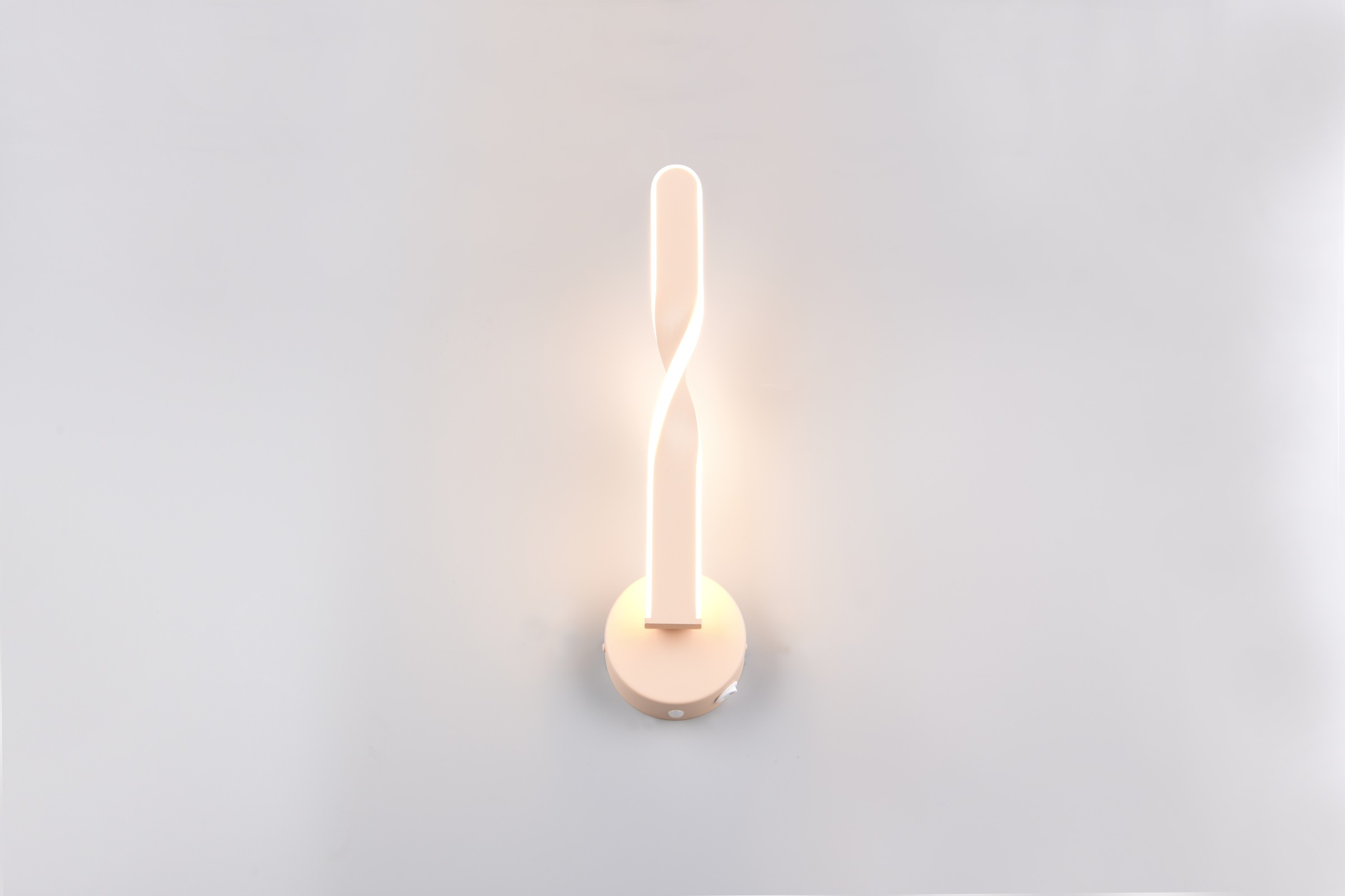 REALITY Leuchten LED Wandleuchte »GINKO, LED Wandlampe mit Schalter, 11W 1250 Lumen 3000K warmweiß«, 1 flammig, Leuchtmittel LED-Board | LED fest integriert, On/Off Kippschalter, elegant geschwungene LED Elemente Höhe 45,5cm