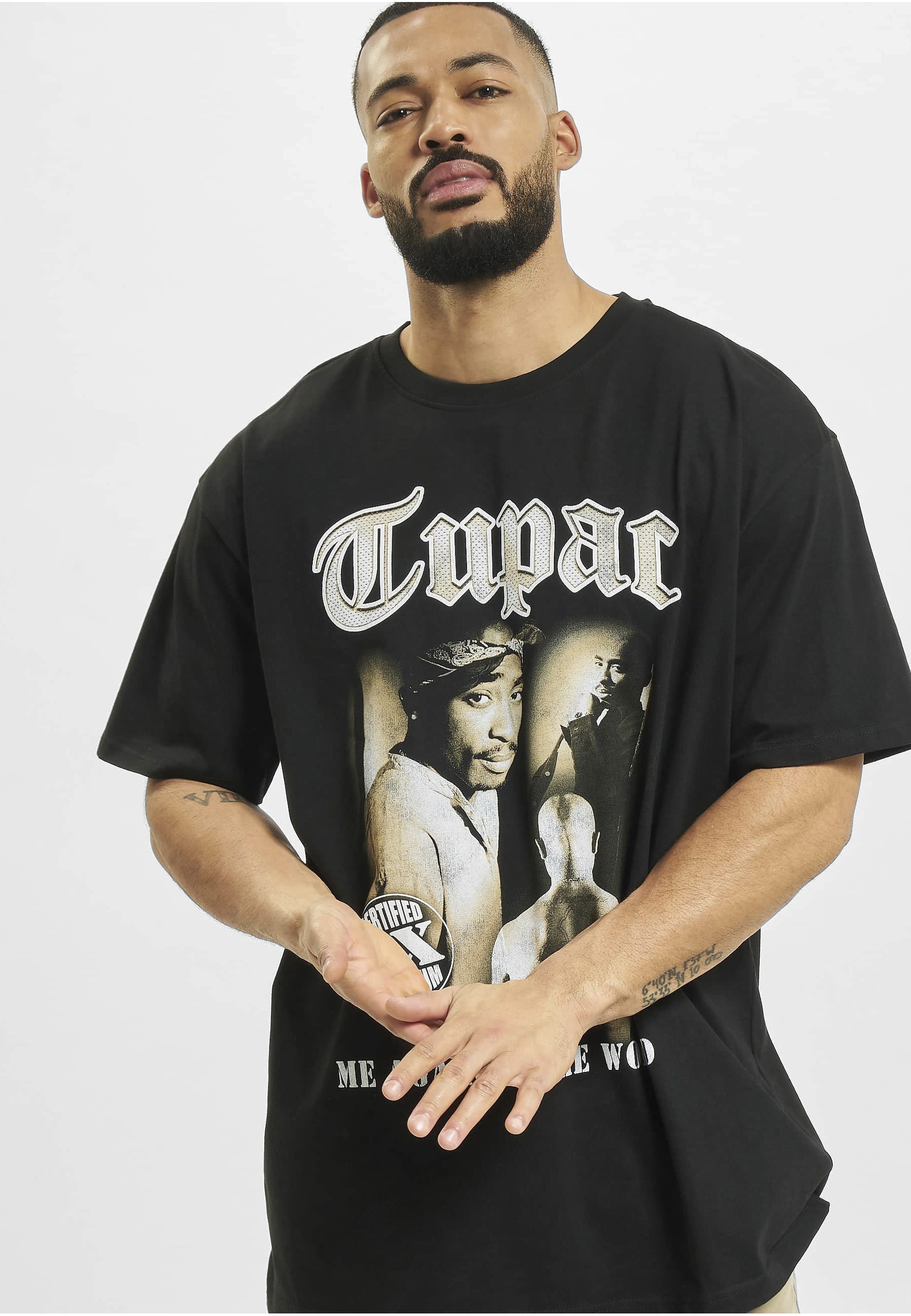 Upscale by Mister Tee T-Shirt »Upscale by Mister Tee Herren Tupac MATW Sepia Oversize Tee« 1 Stk.