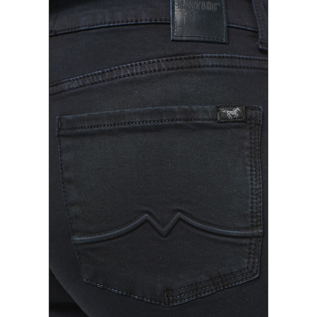 MUSTANG Stretch-Jeans »Style Crosby Relaxed Slim«