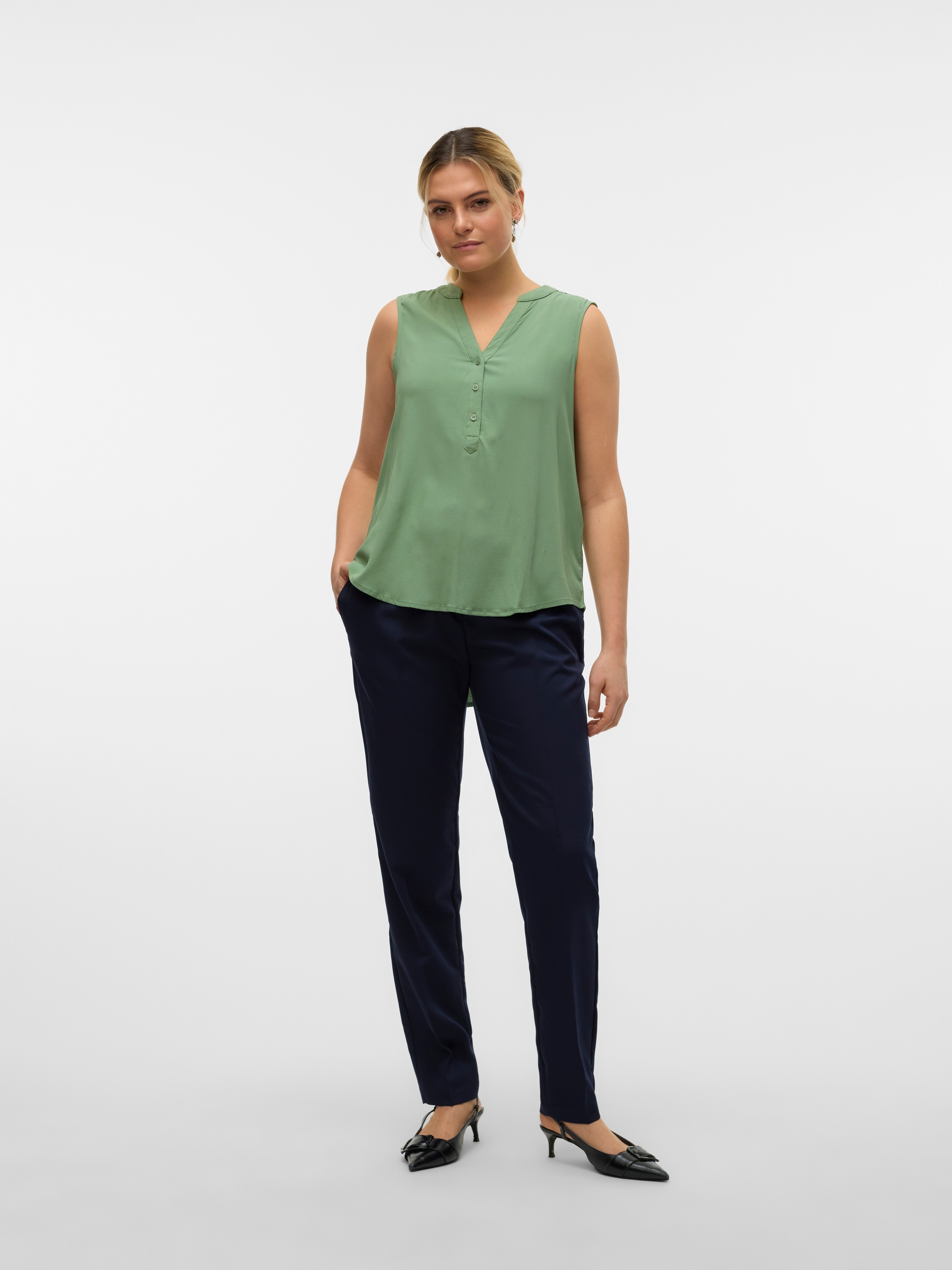 Vero Moda Blusentop »VMBELLA SL V-NECK TOP WVN GA NOOS«