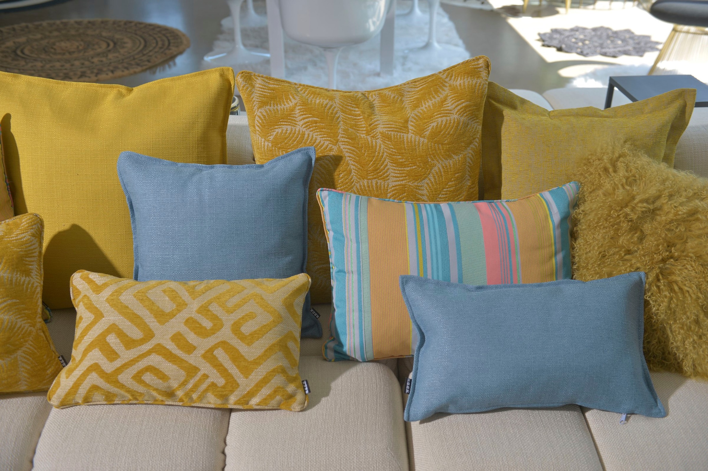 H.O.C.K. Dekokissen "Nelly" mit Blätter-Muster, Kissenhülle mit Füllung, 1 günstig online kaufen