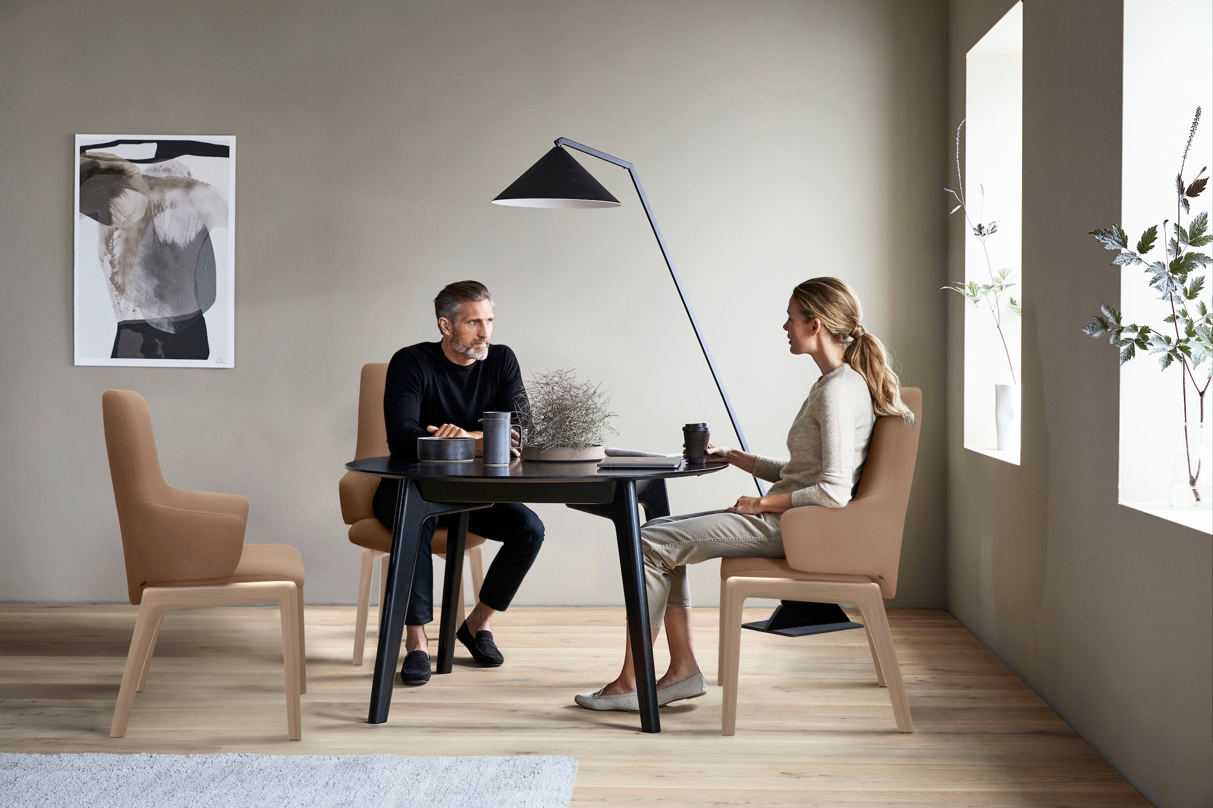Stressless® Polsterstuhl »Laurel«, Microfaser DINAMICA, High Back mit Armlehne, Größe L, mit abgerundeten Beinen in Walnuss
