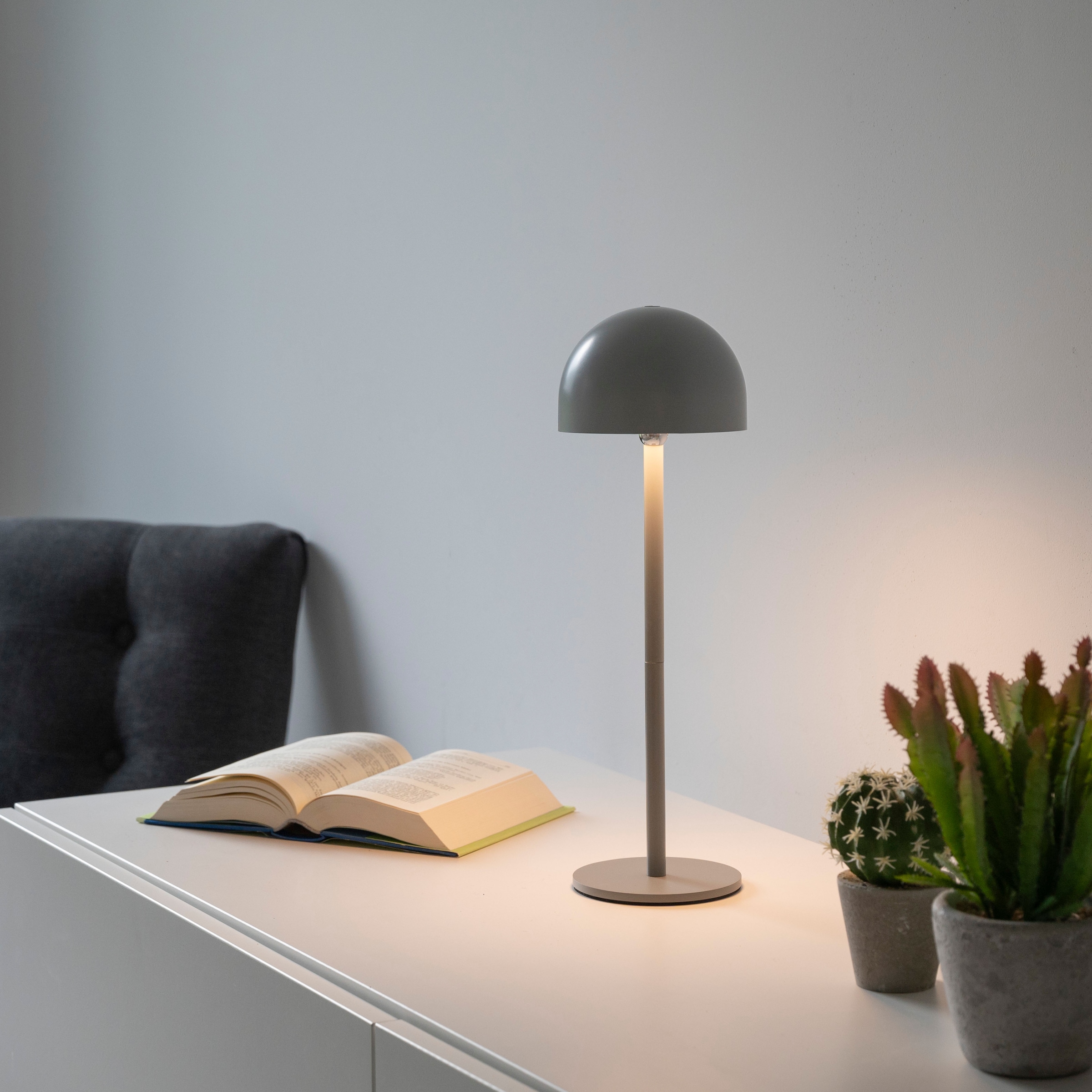 OTTO home Tischleuchte »Akku Tischlampe Gerrin Indoor Outdoor, magnetischer Flaschenaufsatz« LED-Board Warmweiß Pilzlampe Flaschenaufsatz, Regulierung der Lichtstärke, Pilz, Lampe
