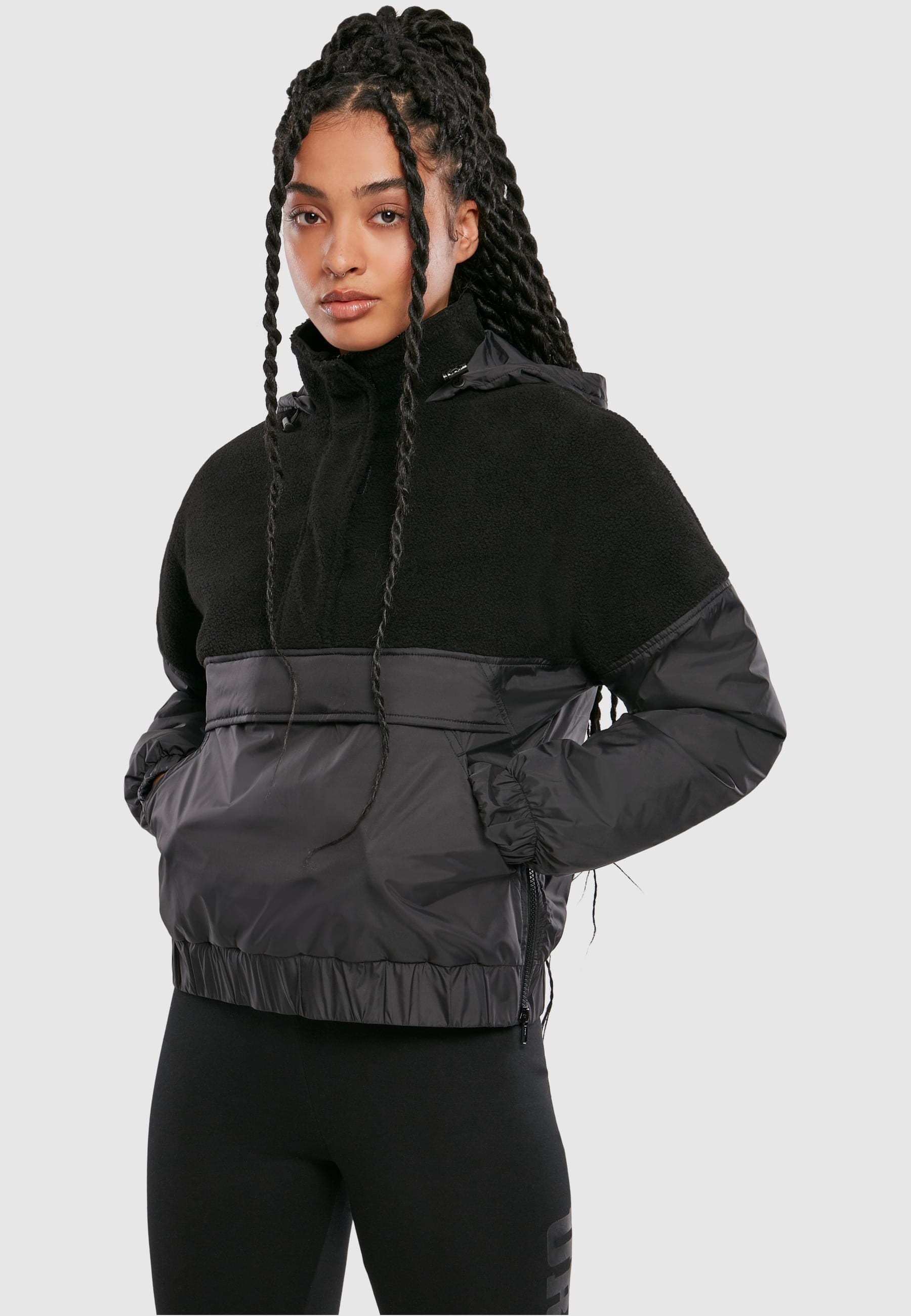 URBAN CLASSICS Winterjacke »Urban Classics Damen Ladies Sherpa Mix Pull Over Jacket« 1 Stk. tlg. mit Kapuze