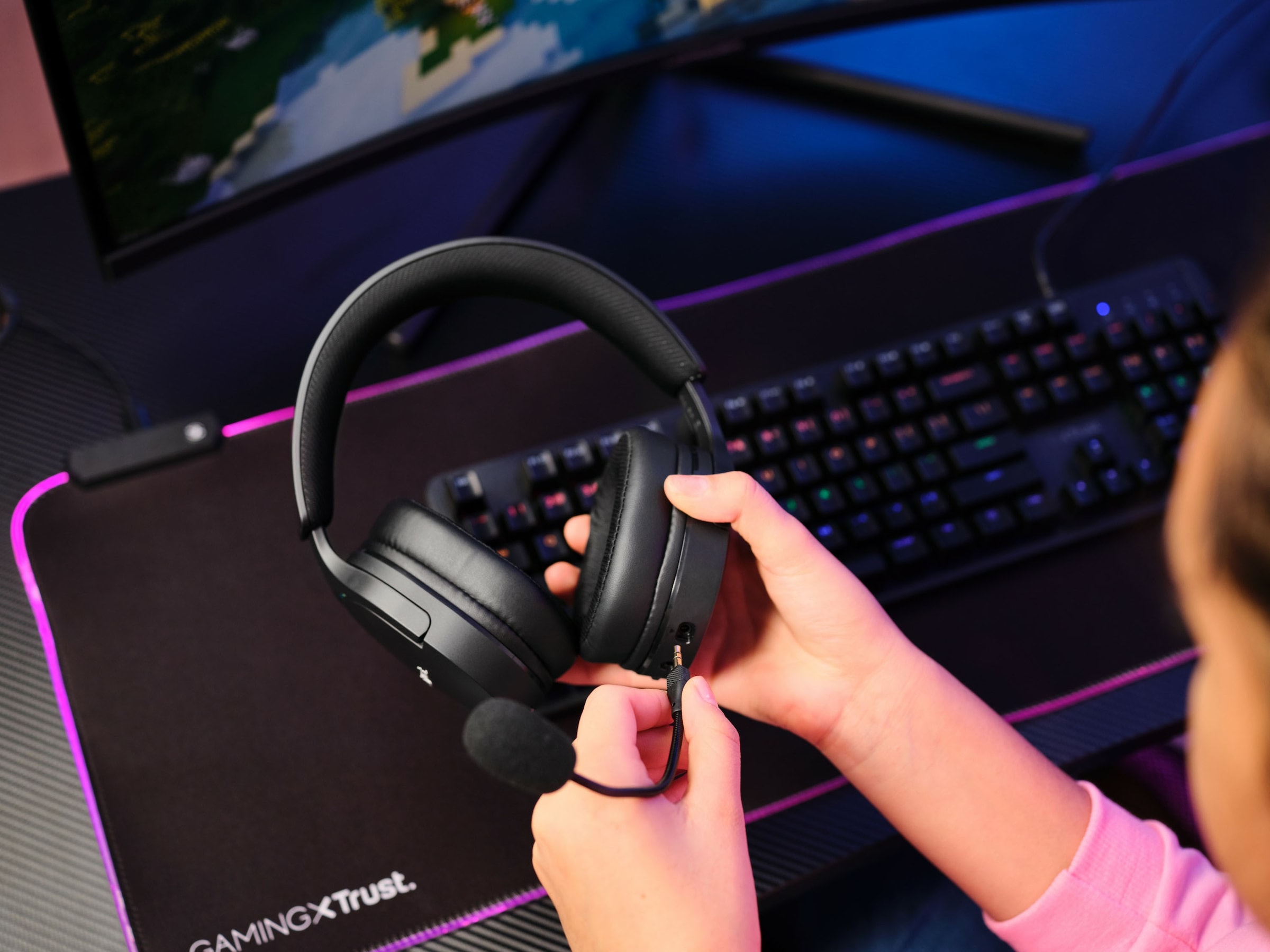 Trust Gaming-Headset »GXT491 Fayzo«, A2DP Bluetooth, Mikrofon abnehmbar-Noise-Cancelling