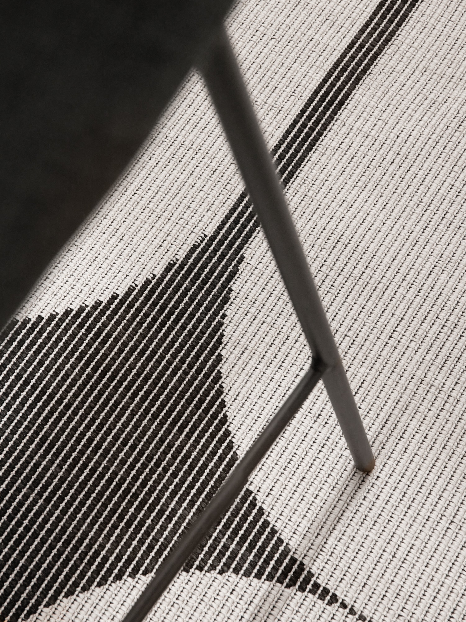 NORTHRUGS Outdoorteppich »Bowen Wendeteppich«, rund, 5 mm Höhe, In und Outdoor, Flachgewebe, wetterfest, pflegeleicht, robust