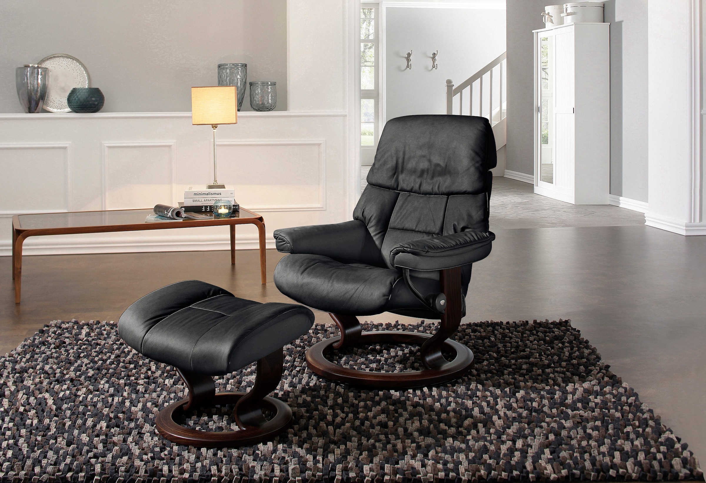 Stressless® Relaxsessel »Ruby«, (Set, Relaxsessel mit Hocker), mit Classic Base, Größe S, Gestell Eiche, Wenge, Braun & Schwarz