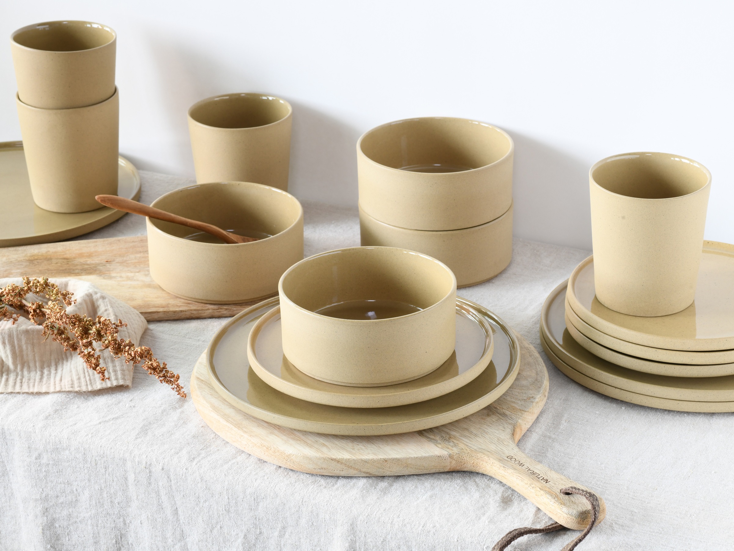 CreaTable Kombiservice »Futuro«, (Set, 16 tlg.), Service, je 4 Speiseteller, Dessertteller, Schalen, Kaffeebecher