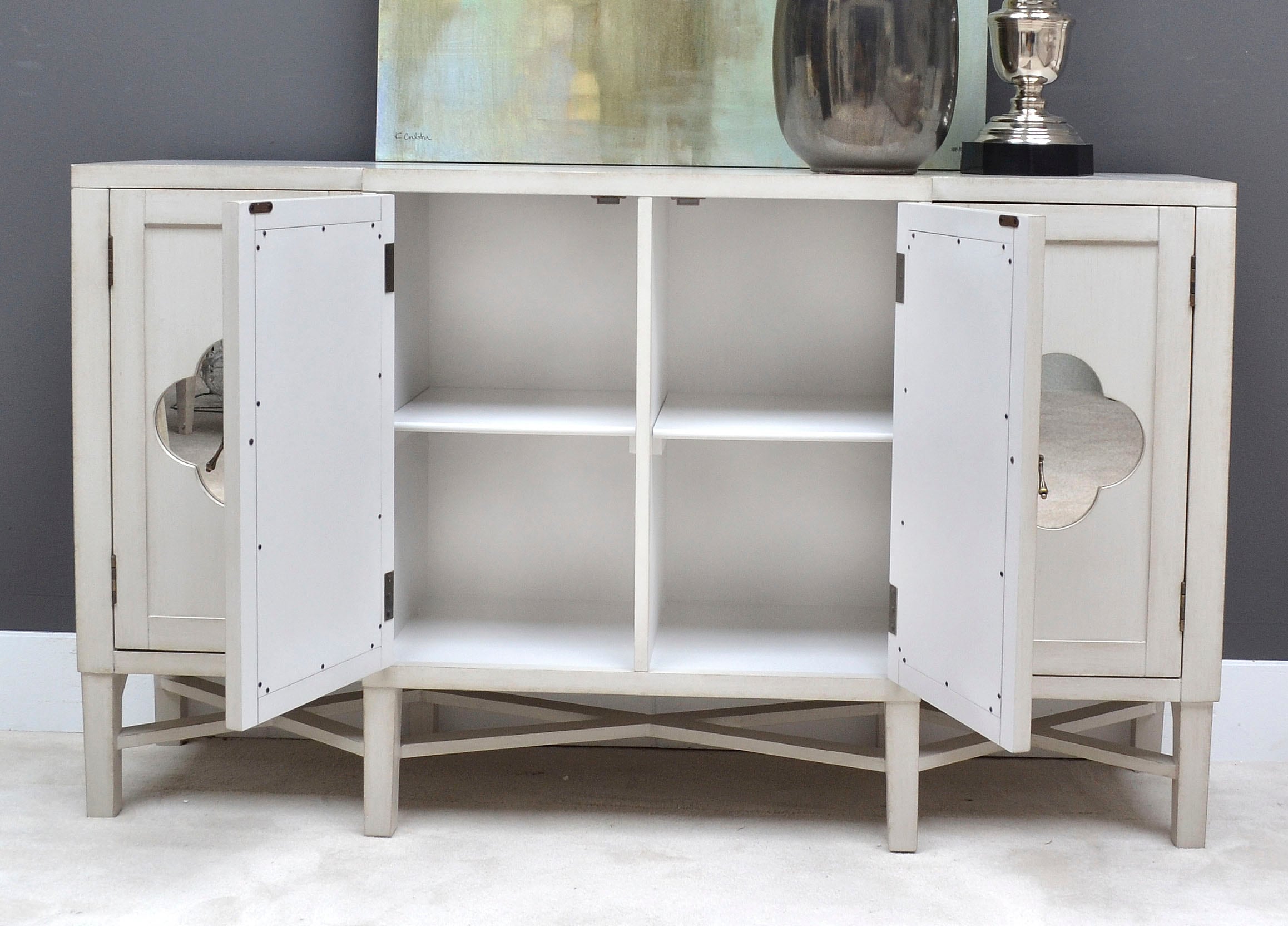 Leonique Sideboard »Juliette«, Kommode, Antik Weiß, Ornamente, verspiegeltes Glas, ca. 152x41x89 cm