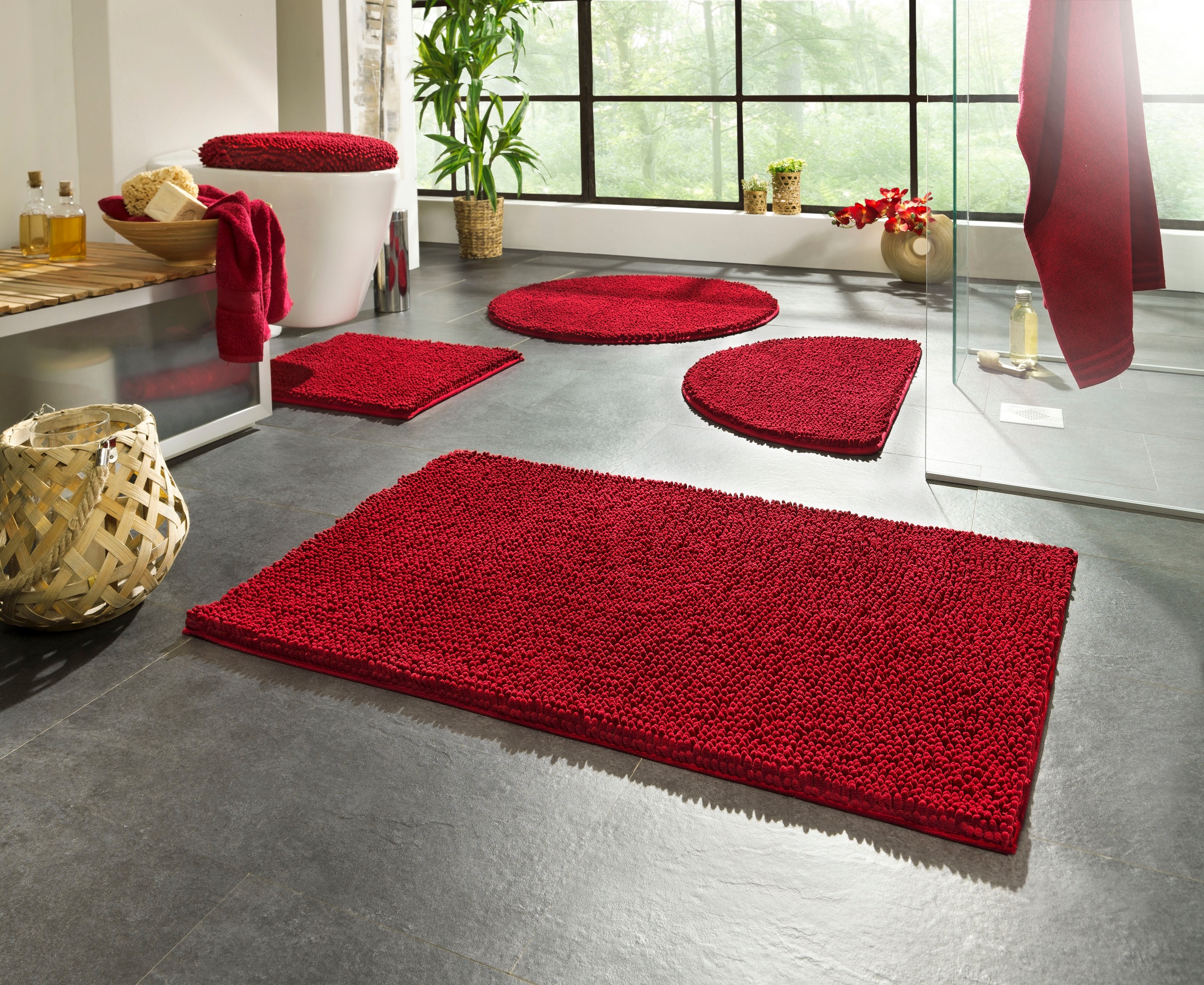 KiNZLER Badematte »Chenille« Höhe 18 mm rutschhemmend beschichtet fußbodenh günstig online kaufen