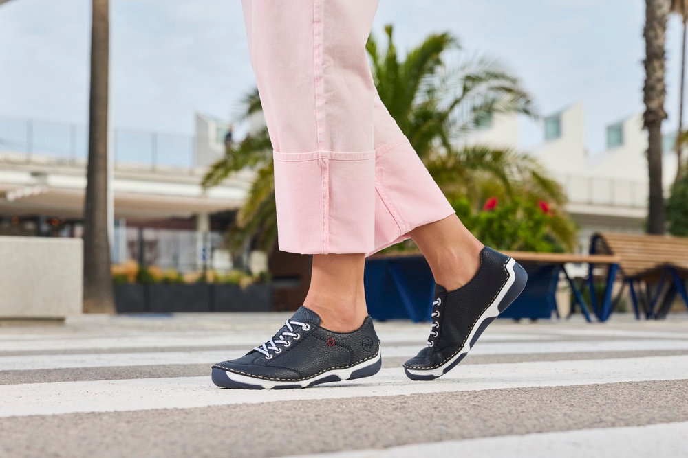 Rieker Sneaker  Halbschuh, Freizeitschuh, Schnürschuh mit Rahmennaht