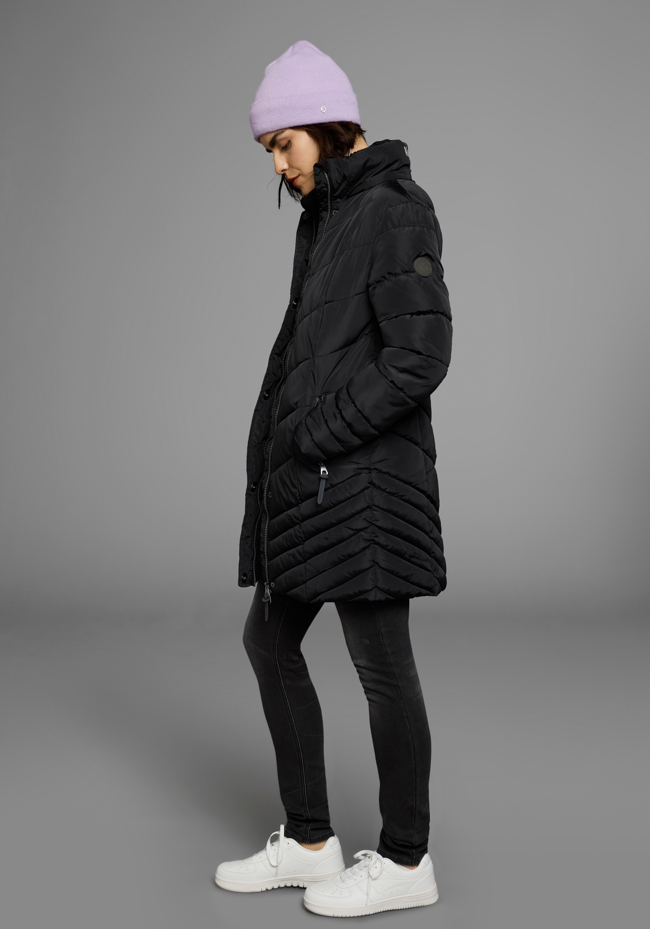 KangaROOS Steppjacke, mit Kapuze, für den Übergang, aus leichtem Webmaterial, figurbetonter Schnitt
