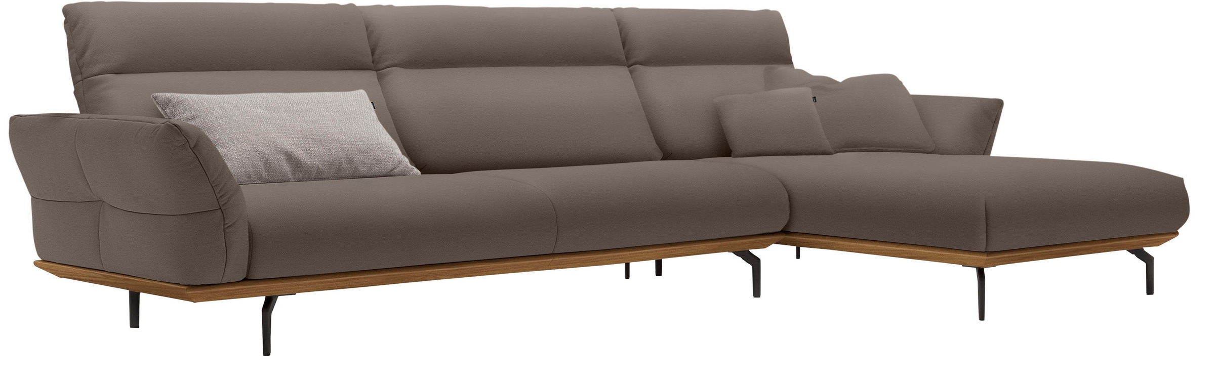 Creation BY ROLF BENZ Ecksofa »CR.460«, Sockel in Nussbaum, Winkelfüße in Umbragrau, Breite 338 cm