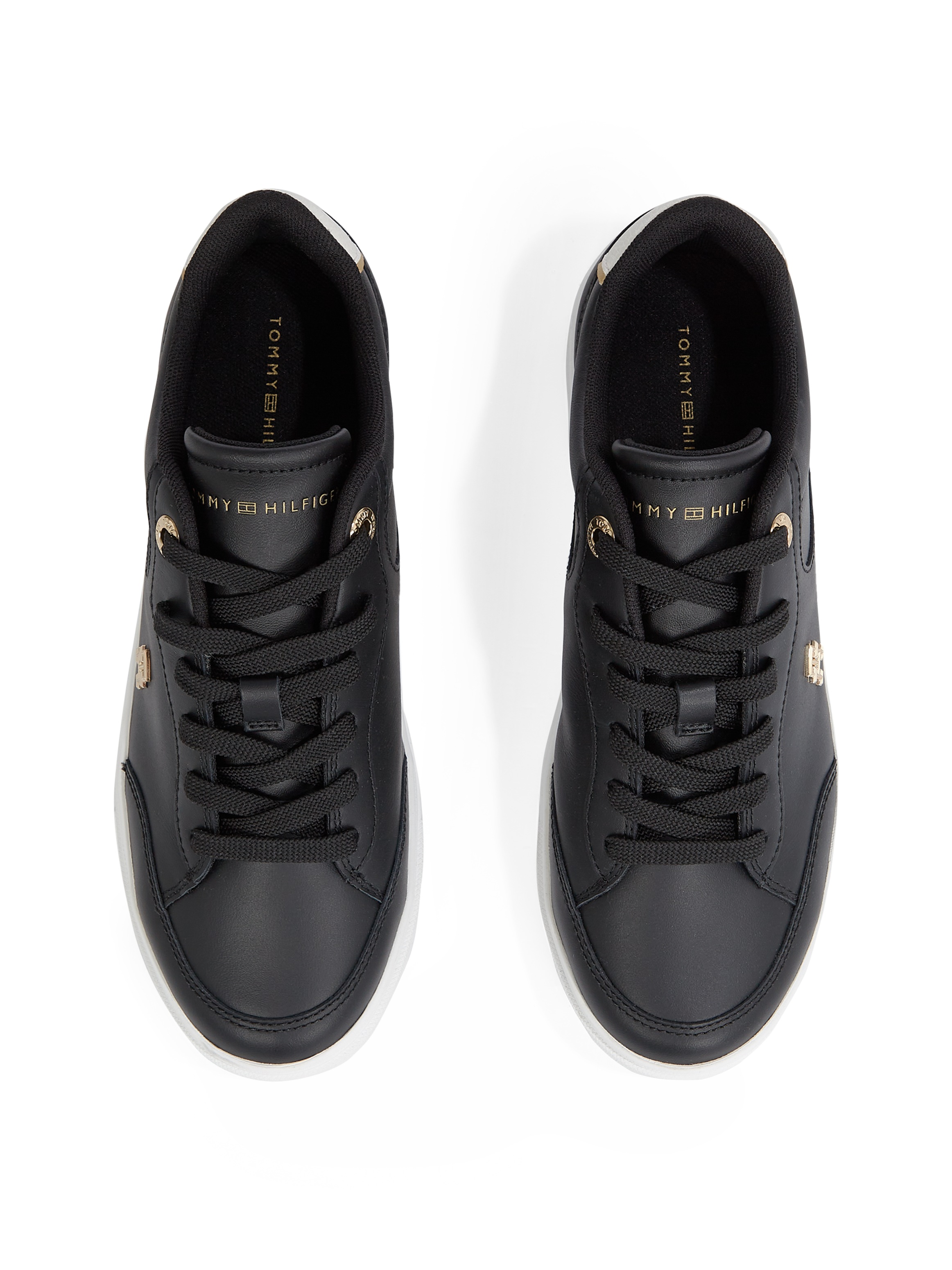 Tommy Hilfiger Plateausneaker »ESSENTIAL CHIC COURT SNEAKER«, Freizeitschuh, Schnürschuh, Halbschuh mit TH-Schmuckelement