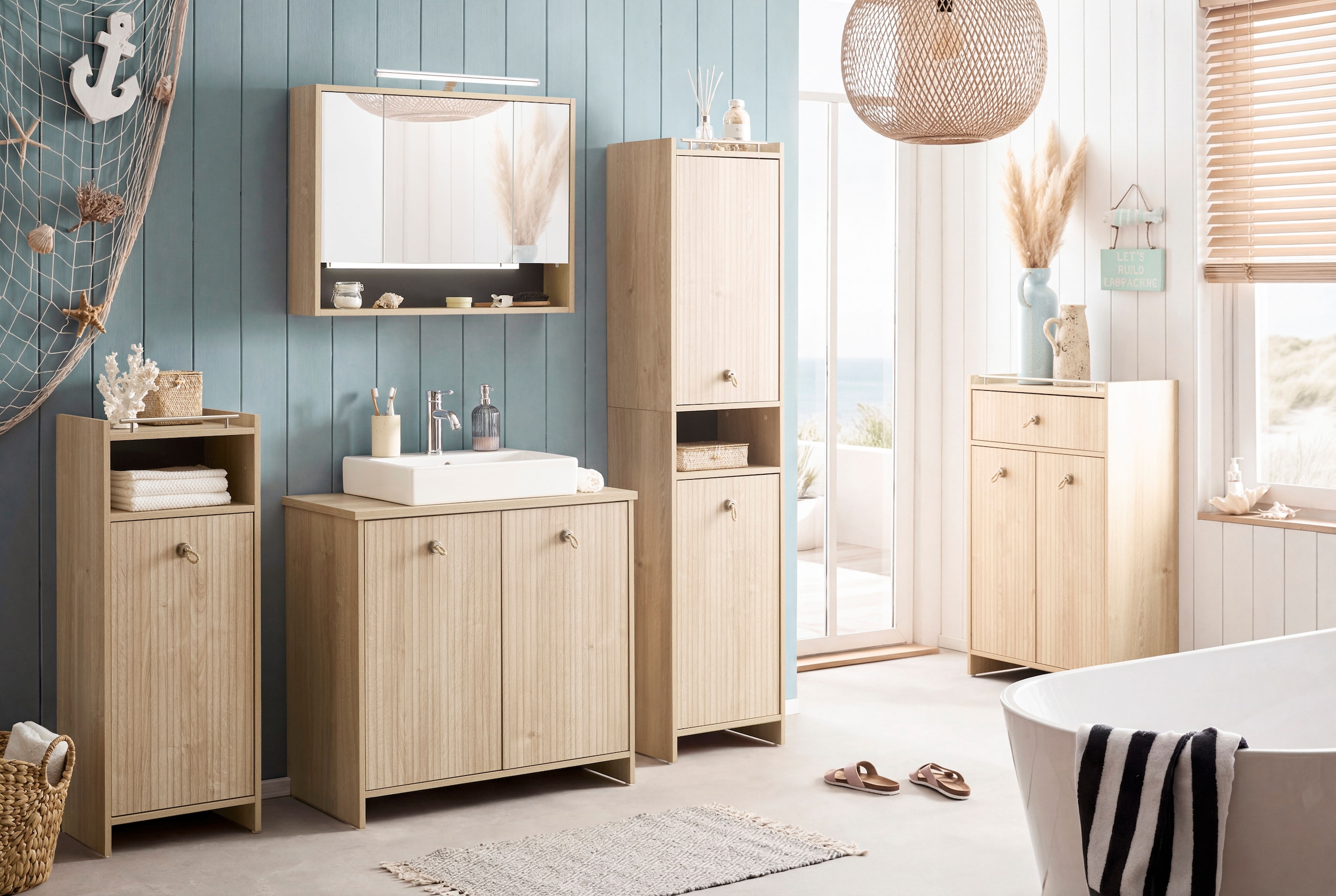 Schildmeyer Spiegelschrank »SONDERBY, inkl. Beleuchtung, Breite 60 cm, 3 Türen, MADE IN GERMANY« 1 Stk. tlg. Türen mit Anschlagdämpfung, MADE IN GERMANY